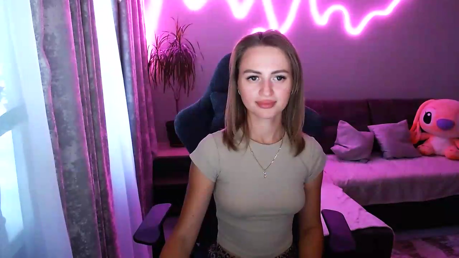 Gallery image thumbnail from BlackLovee's myfreecams stream on, 07/22/2026, 16:22 image 3 of 20