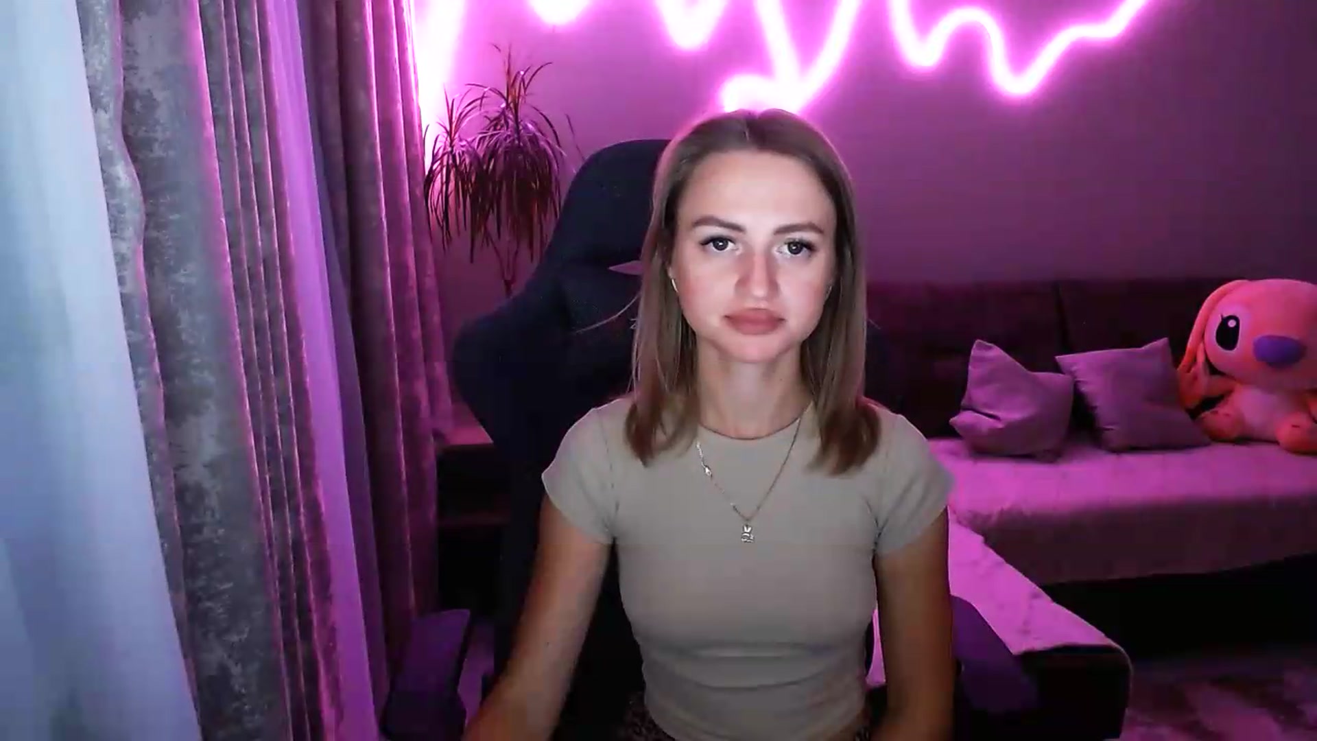 Gallery image thumbnail from BlackLovee's myfreecams stream on, 07/22/2026, 17:26 image 13 of 20