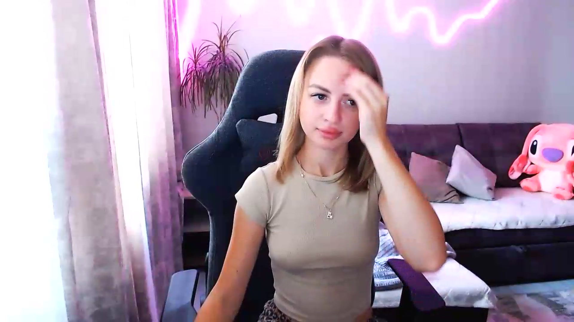 Gallery image thumbnail from BlackLovee's myfreecams stream on, 07/24/2026, 07:44 image 10 of 20