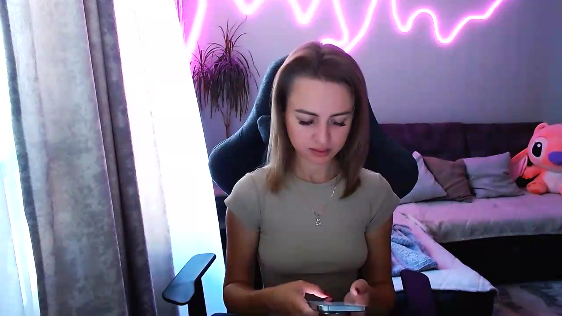Gallery image thumbnail from BlackLovee's myfreecams stream on, 07/28/2026, 06:23 image 3 of 20