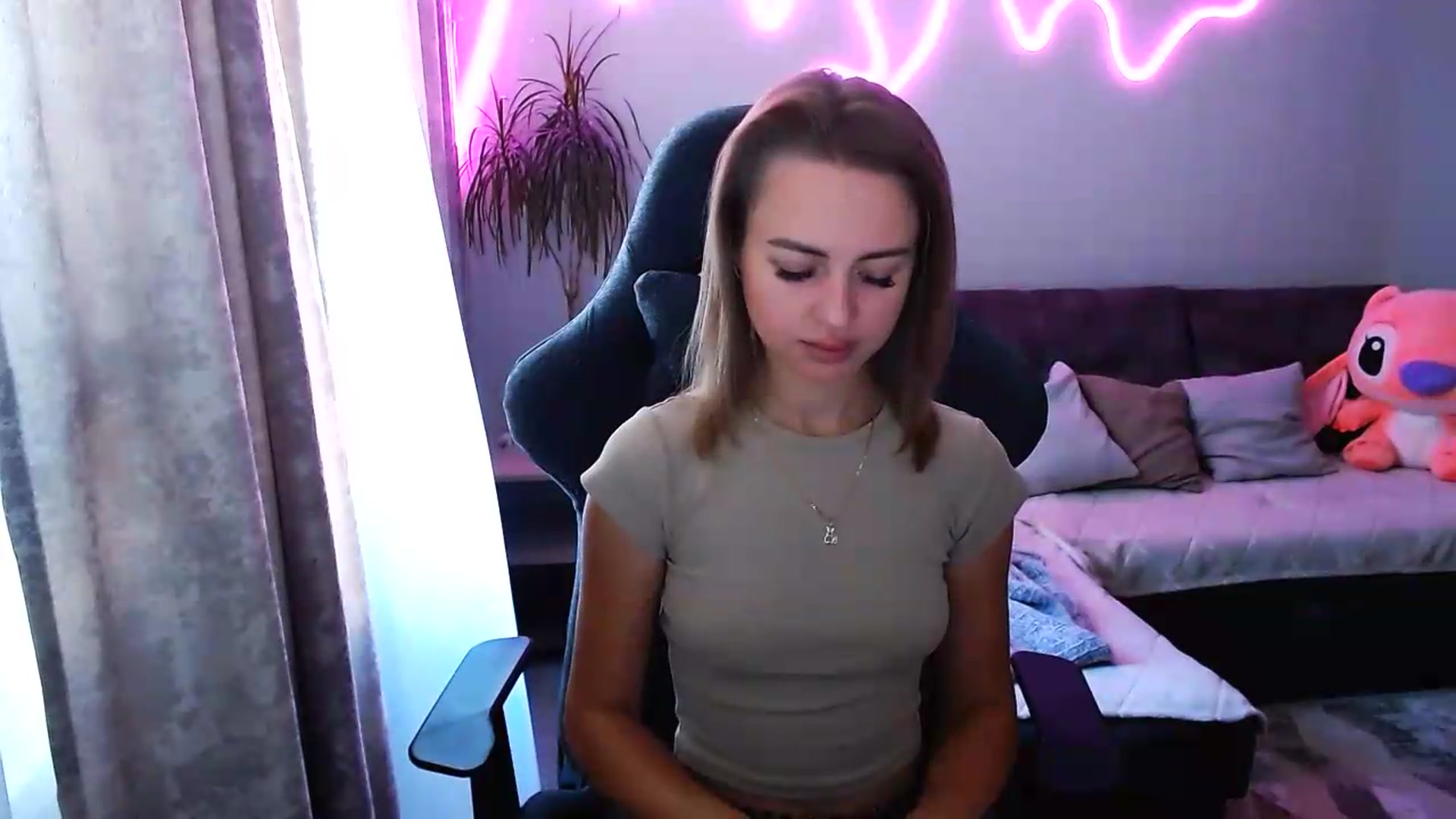 Gallery image thumbnail from BlackLovee's myfreecams stream on, 07/28/2026, 06:23 image 5 of 20