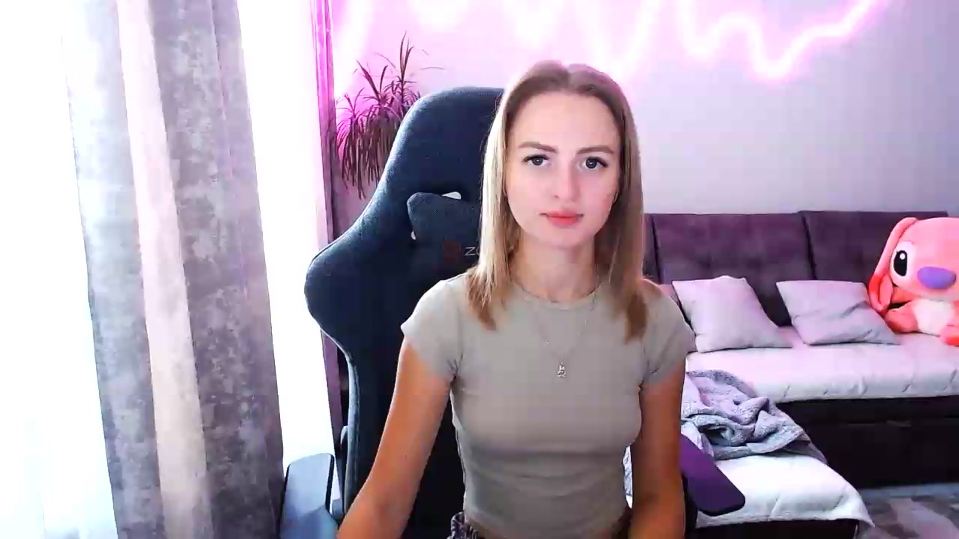 Gallery image thumbnail from BlackLovee's myfreecams stream on, 08/16/2026, 07:41 image 7 of 20
