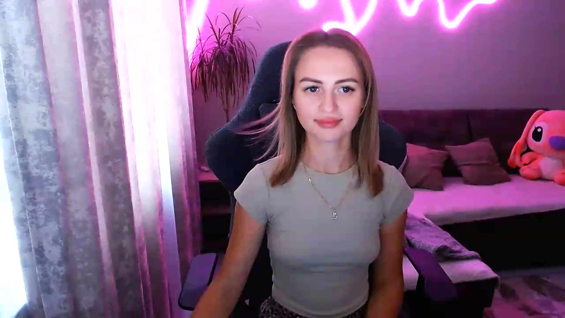 Gallery image thumbnail from BlackLovee's myfreecams stream on, 08/25/2026, 12:56 image 3 of 20