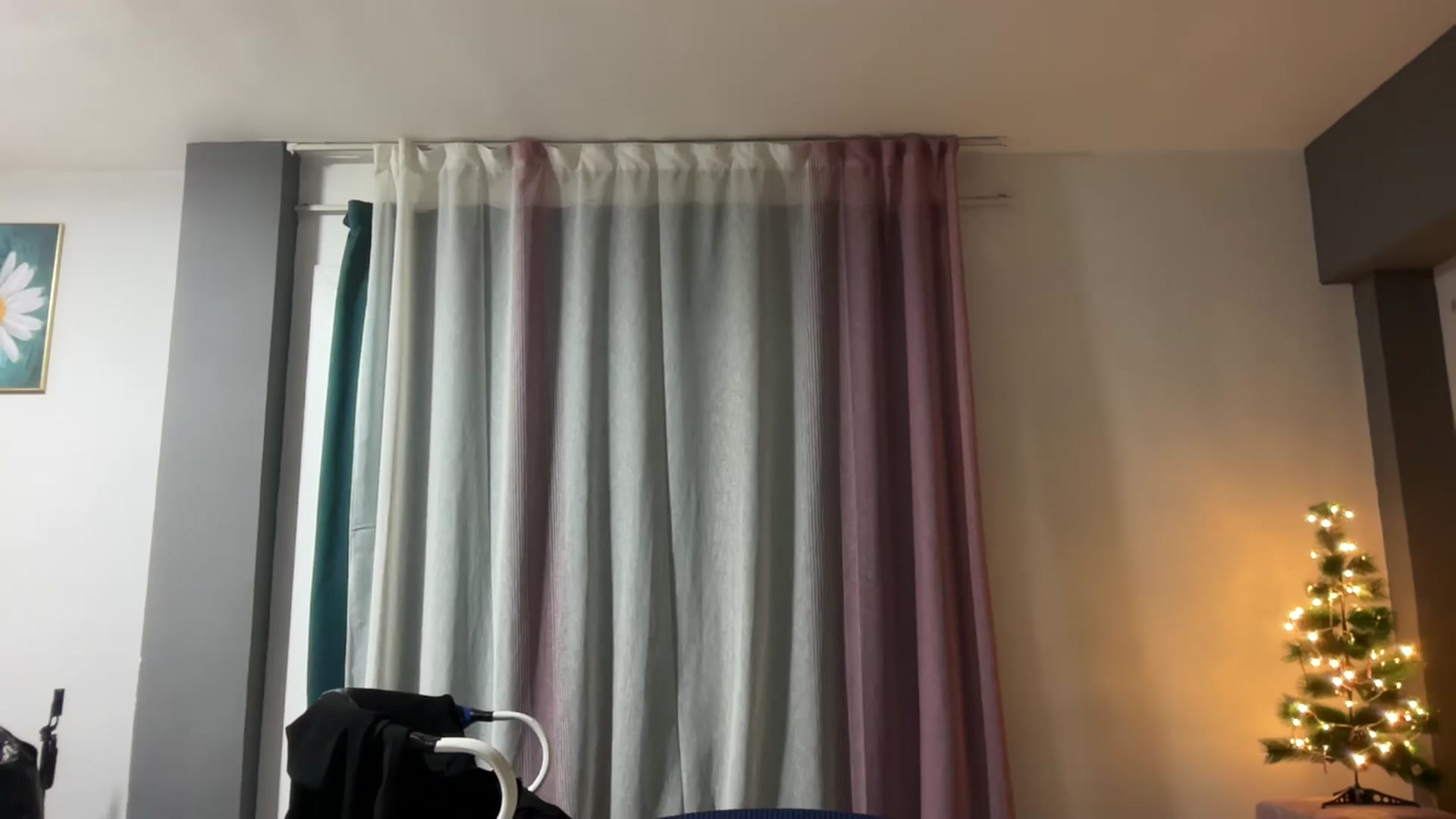 Gallery image thumbnail from BlackPearl777's myfreecams stream on, 12/24/2025, 16:44 image 7 of 20