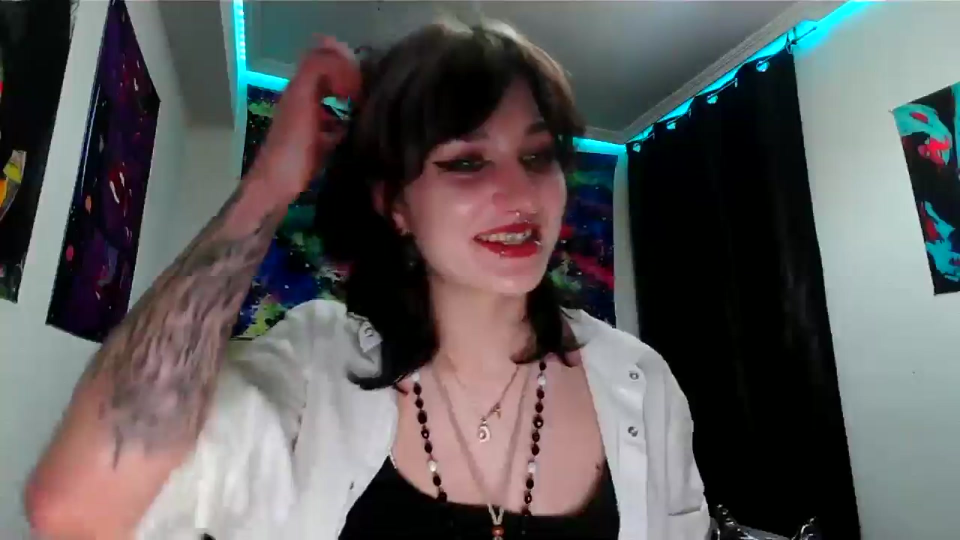 Gallery image thumbnail from Black_Aranya's myfreecams stream on, 01/17/2025, 19:49 image 16 of 20