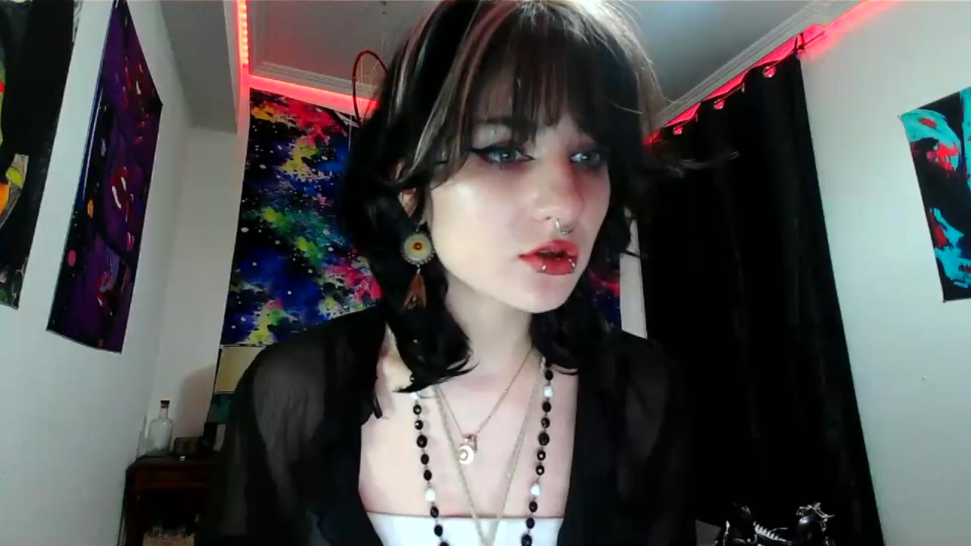 Gallery image thumbnail from Black_Aranya's myfreecams stream on, 01/18/2025, 12:46 image 6 of 20