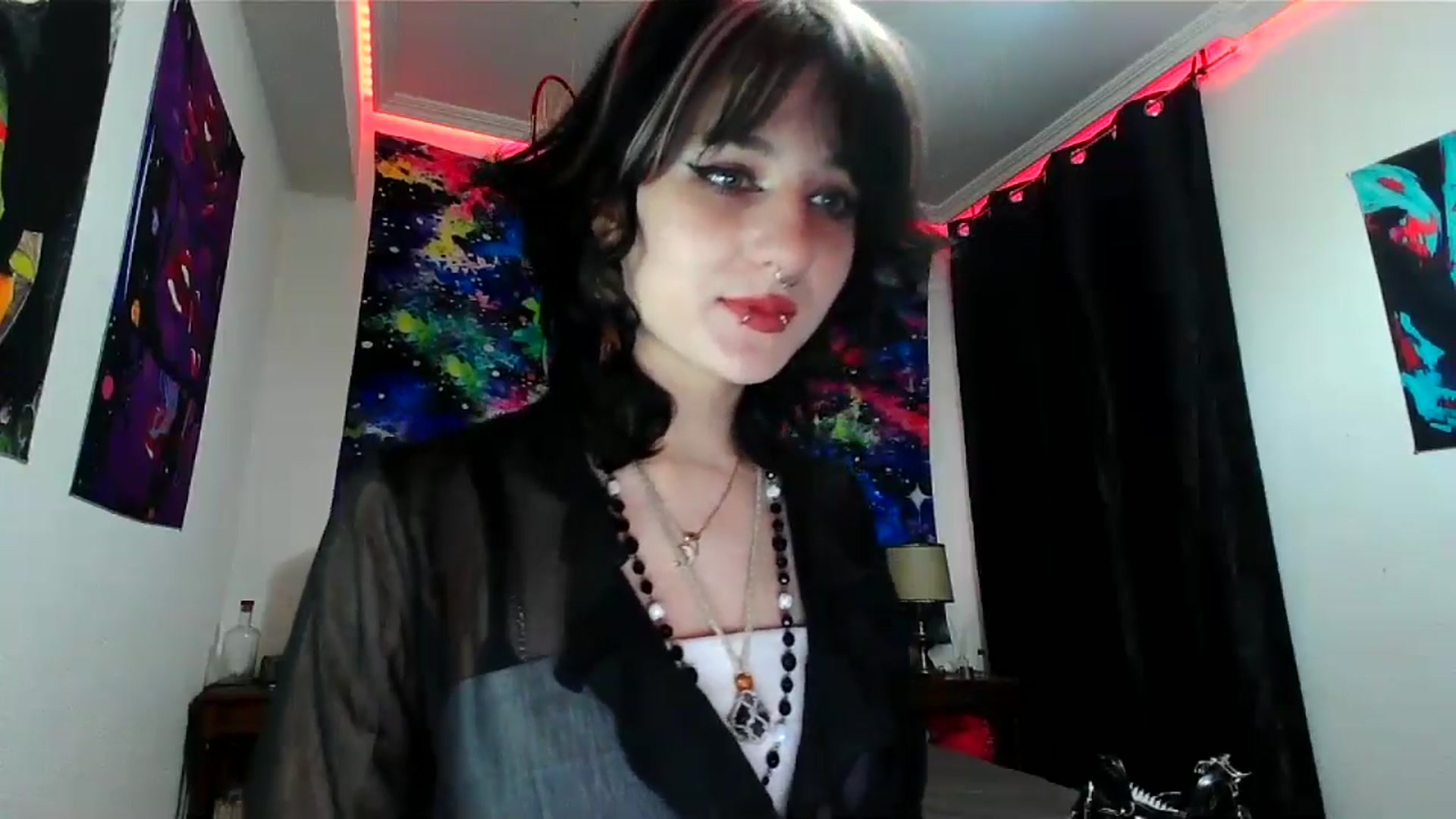 Gallery image thumbnail from Black_Aranya's myfreecams stream on, 01/18/2025, 12:46 image 7 of 20