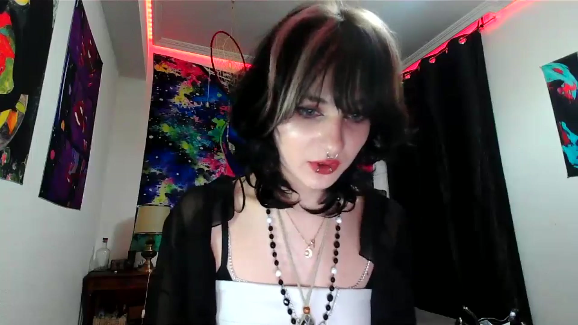 Gallery image thumbnail from Black_Aranya's myfreecams stream on, 01/18/2025, 14:31 image 16 of 20