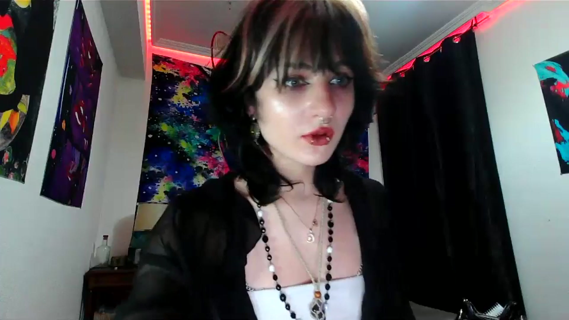 Gallery image thumbnail from Black_Aranya's myfreecams stream on, 01/18/2025, 16:00 image 3 of 20