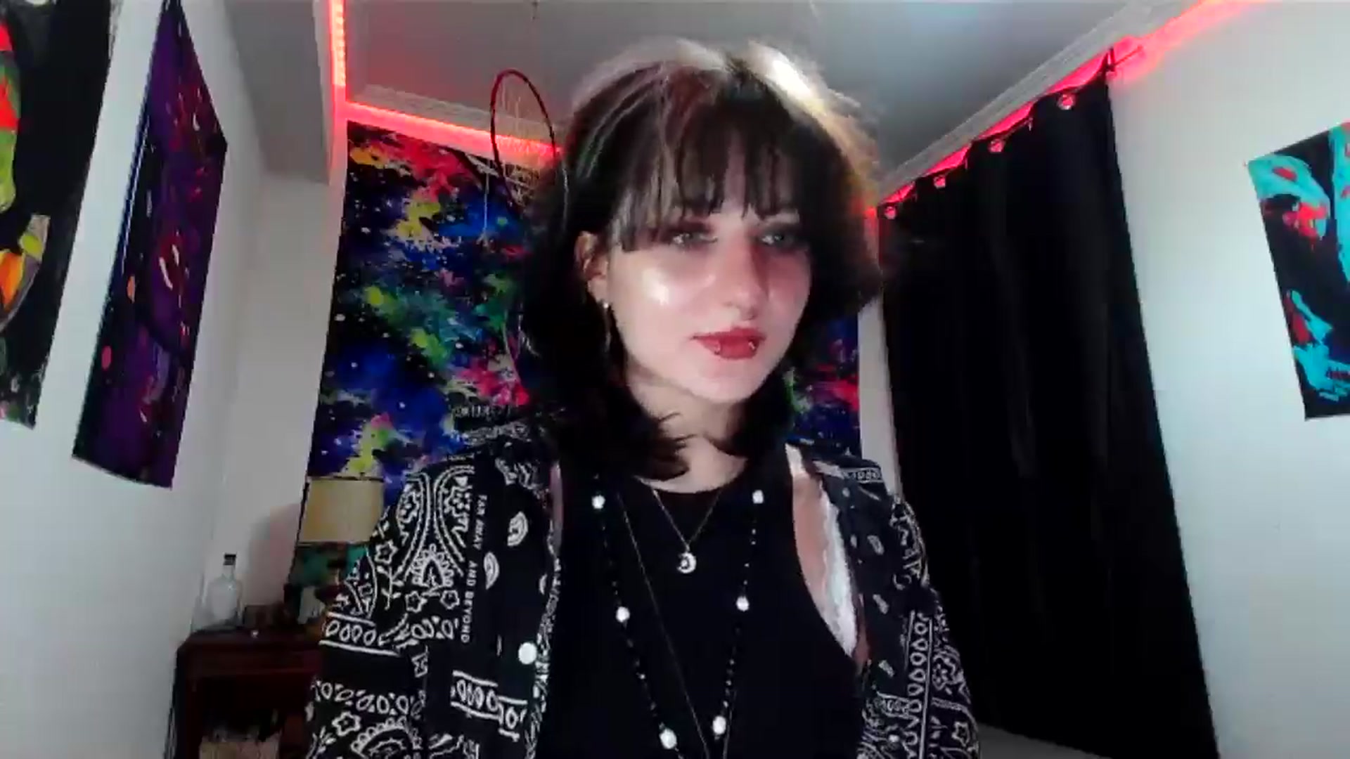 Gallery image thumbnail from Black_Aranya's myfreecams stream on, 01/20/2025, 16:19 image 17 of 20