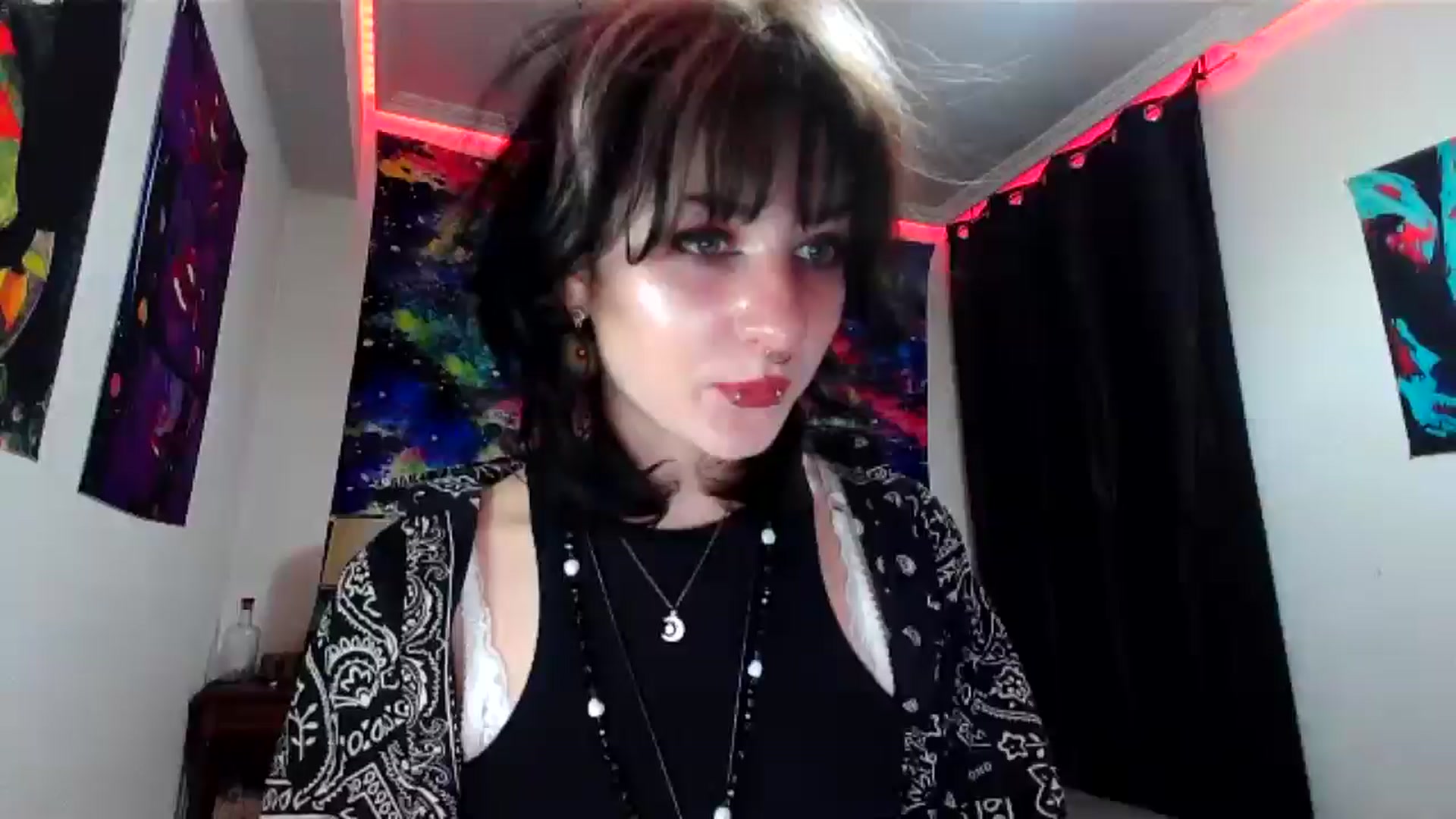 Gallery image thumbnail from Black_Aranya's myfreecams stream on, 01/20/2025, 16:58 image 7 of 20