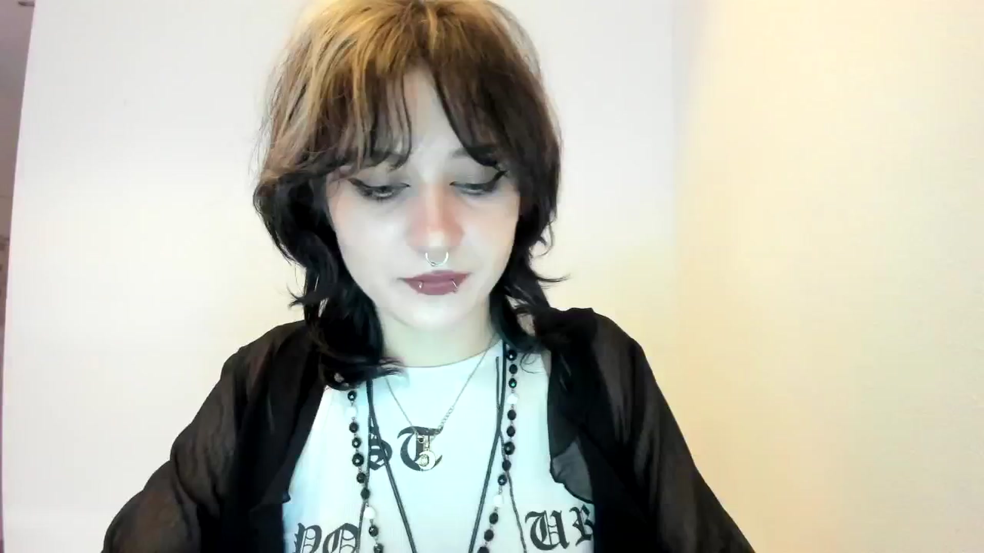 Gallery image thumbnail from Black_Aranya's myfreecams stream on, 01/23/2025, 13:39 image 10 of 20