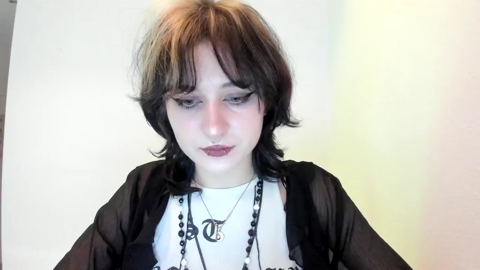 Gallery image thumbnail from Black_Aranya's myfreecams stream on, 01/23/2025, 13:39 image 4 of 20