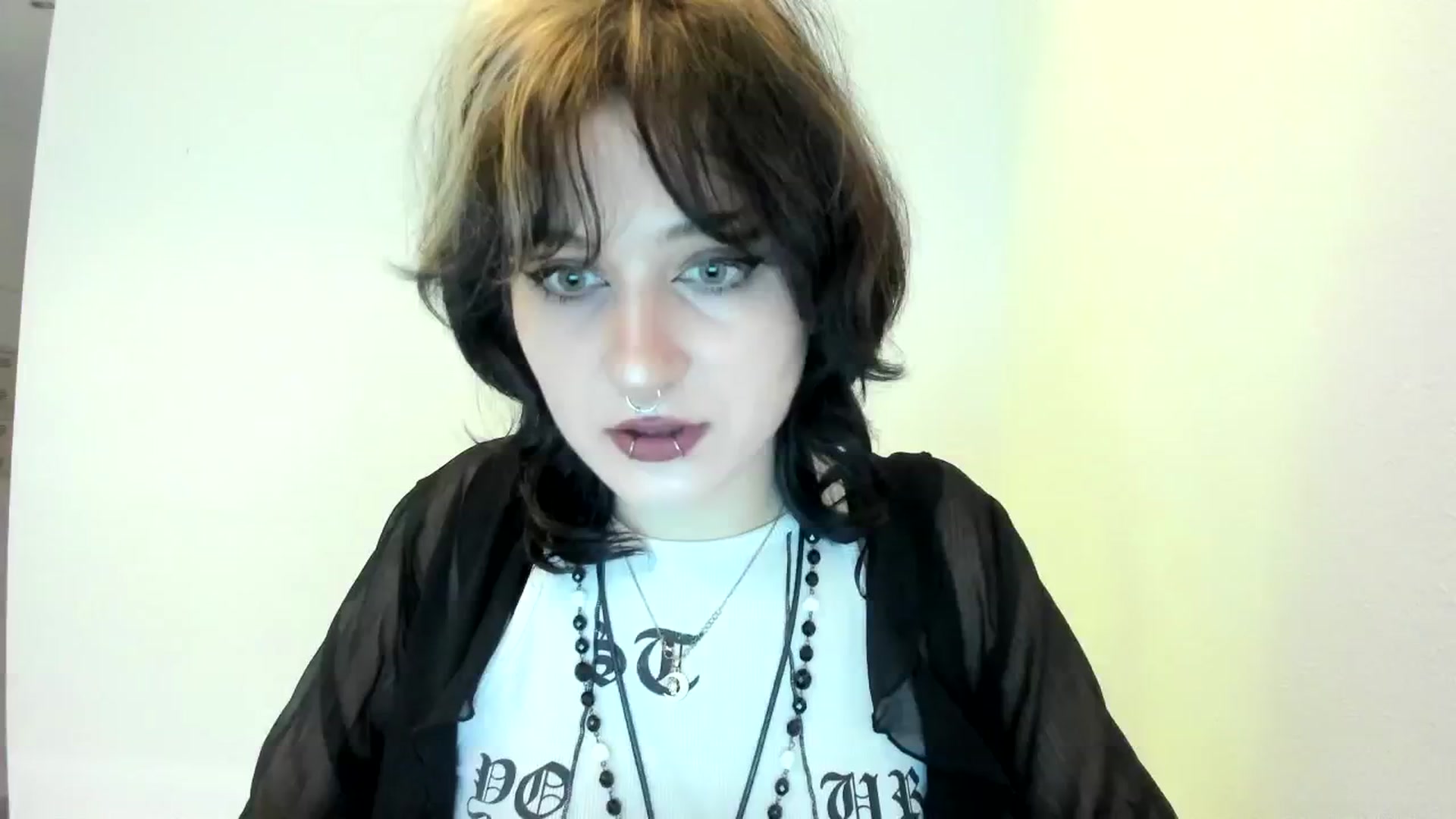 Gallery image thumbnail from Black_Aranya's myfreecams stream on, 01/23/2025, 13:39 image 9 of 20