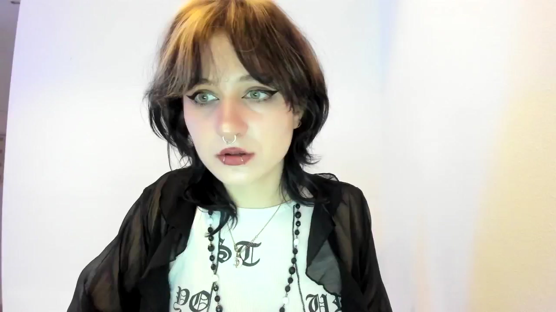 Gallery image thumbnail from Black_Aranya's myfreecams stream on, 01/23/2025, 15:27 image 2 of 20