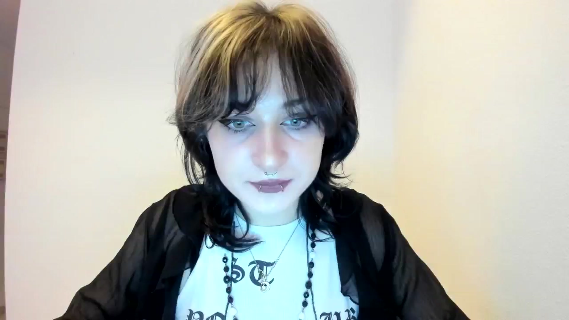 Gallery image thumbnail from Black_Aranya's myfreecams stream on, 01/23/2025, 16:36 image 11 of 20