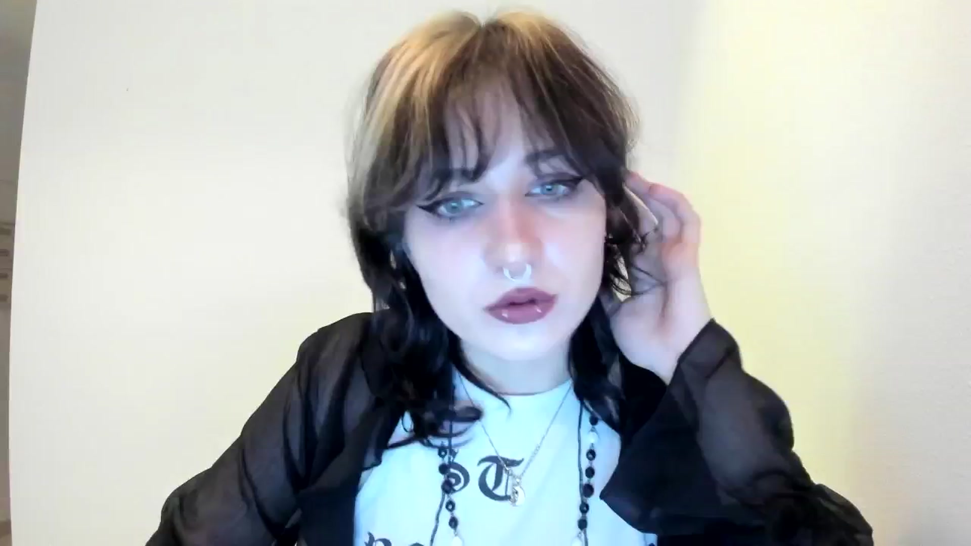Gallery image thumbnail from Black_Aranya's myfreecams stream on, 01/23/2025, 16:36 image 18 of 20