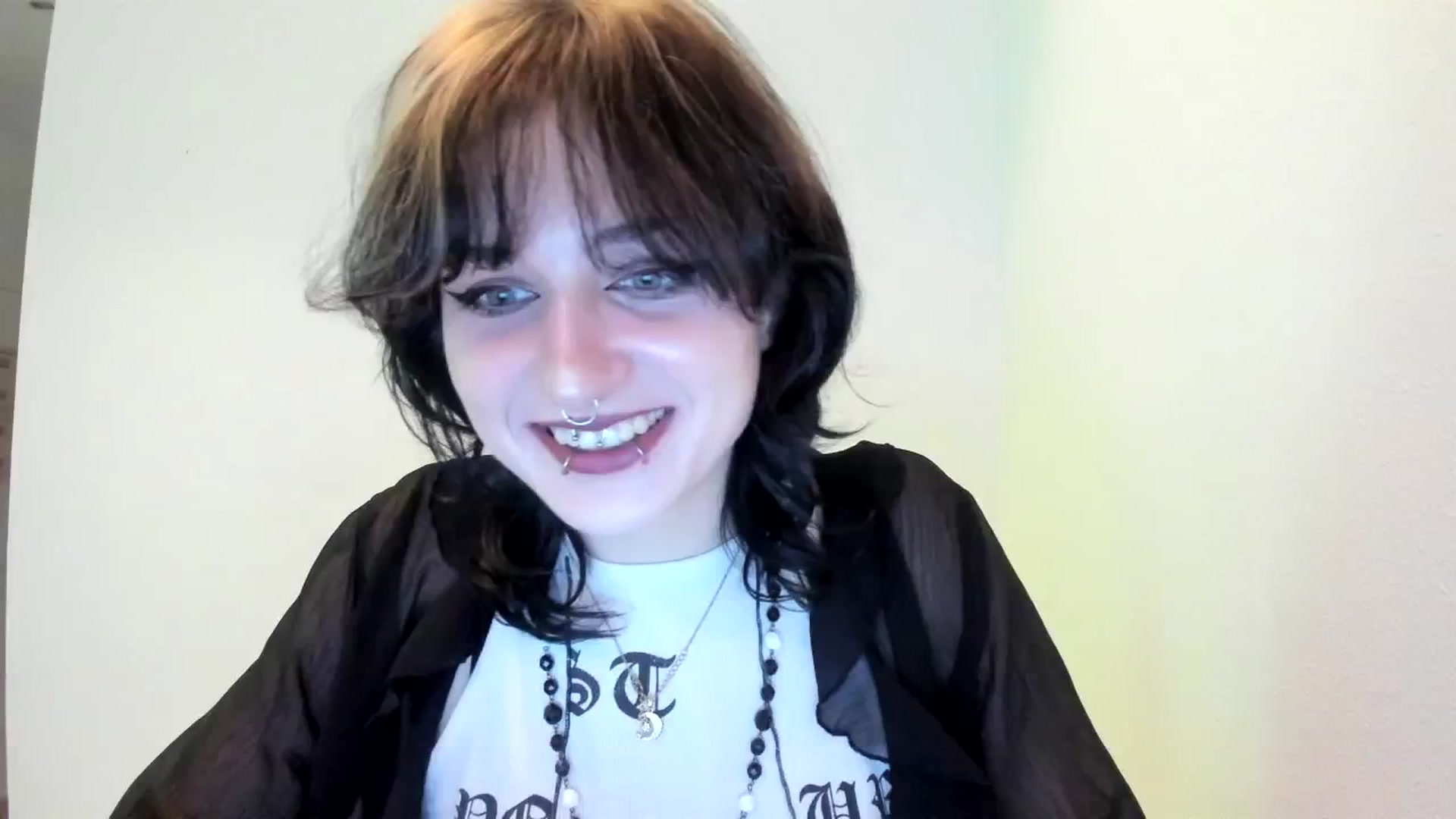 Gallery image thumbnail from Black_Aranya's myfreecams stream on, 01/23/2025, 16:36 image 10 of 20