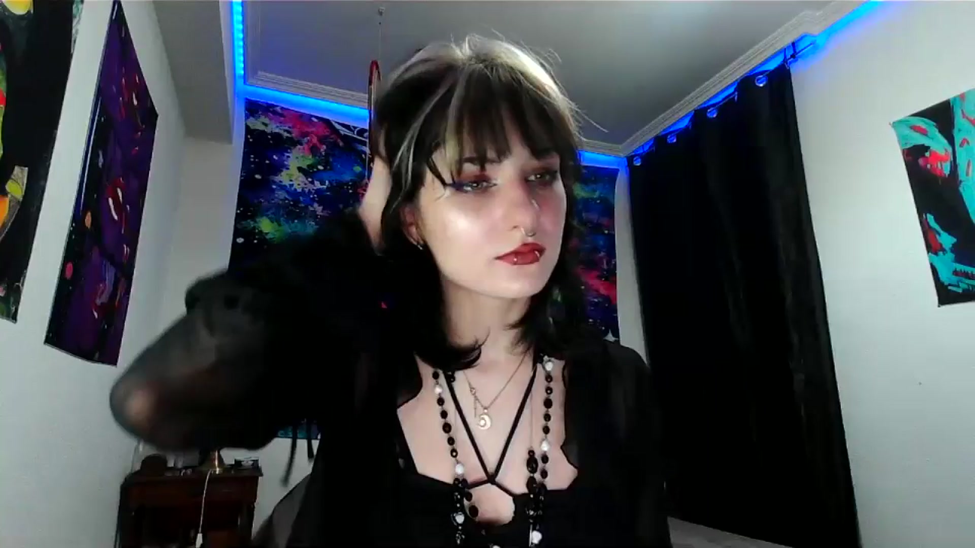 Gallery image thumbnail from Black_Aranya's myfreecams stream on, 01/26/2025, 18:07 image 14 of 20
