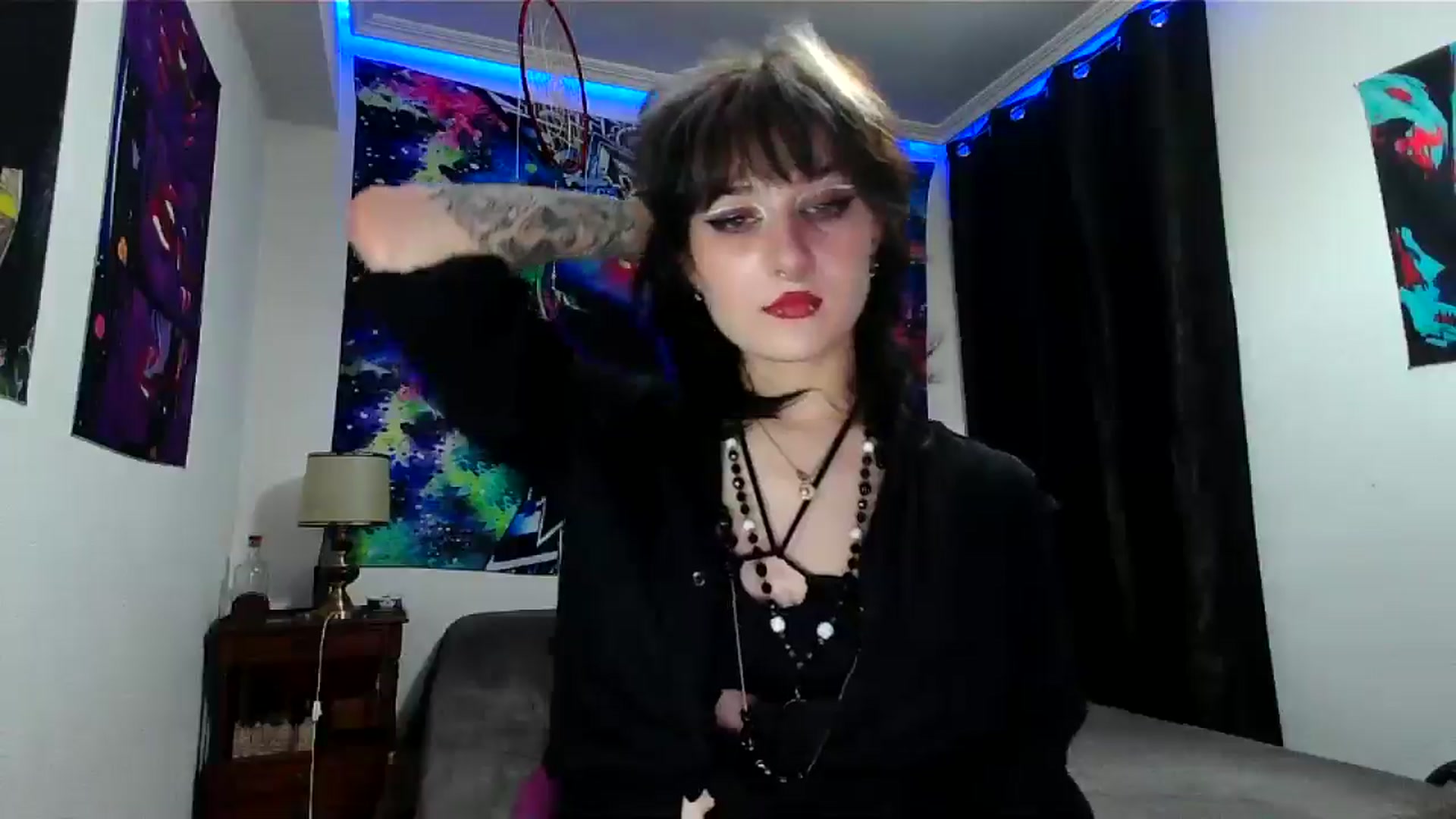 Gallery image thumbnail from Black_Aranya's myfreecams stream on, 01/28/2025, 18:00 image 8 of 20