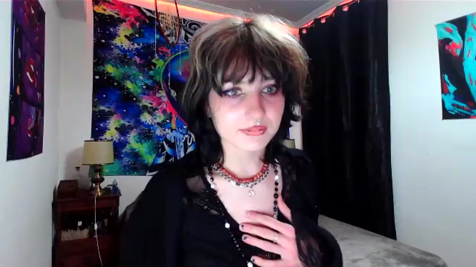 Gallery image thumbnail from Black_Aranya's myfreecams stream on, 02/06/2025, 16:40 image 12 of 20