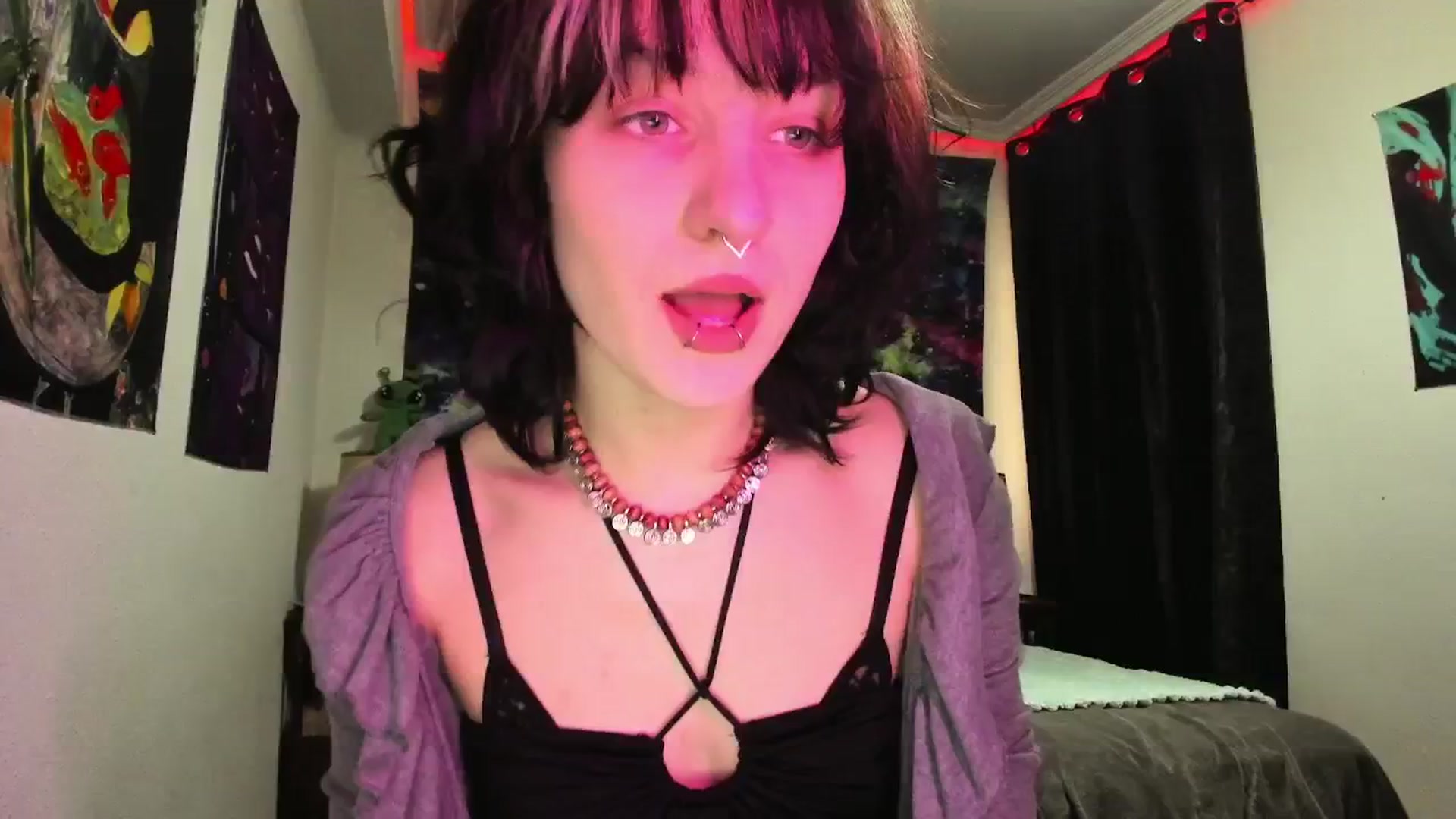 Gallery image thumbnail from Black_Aranya's myfreecams stream on, 03/15/2025, 10:45 image 17 of 20