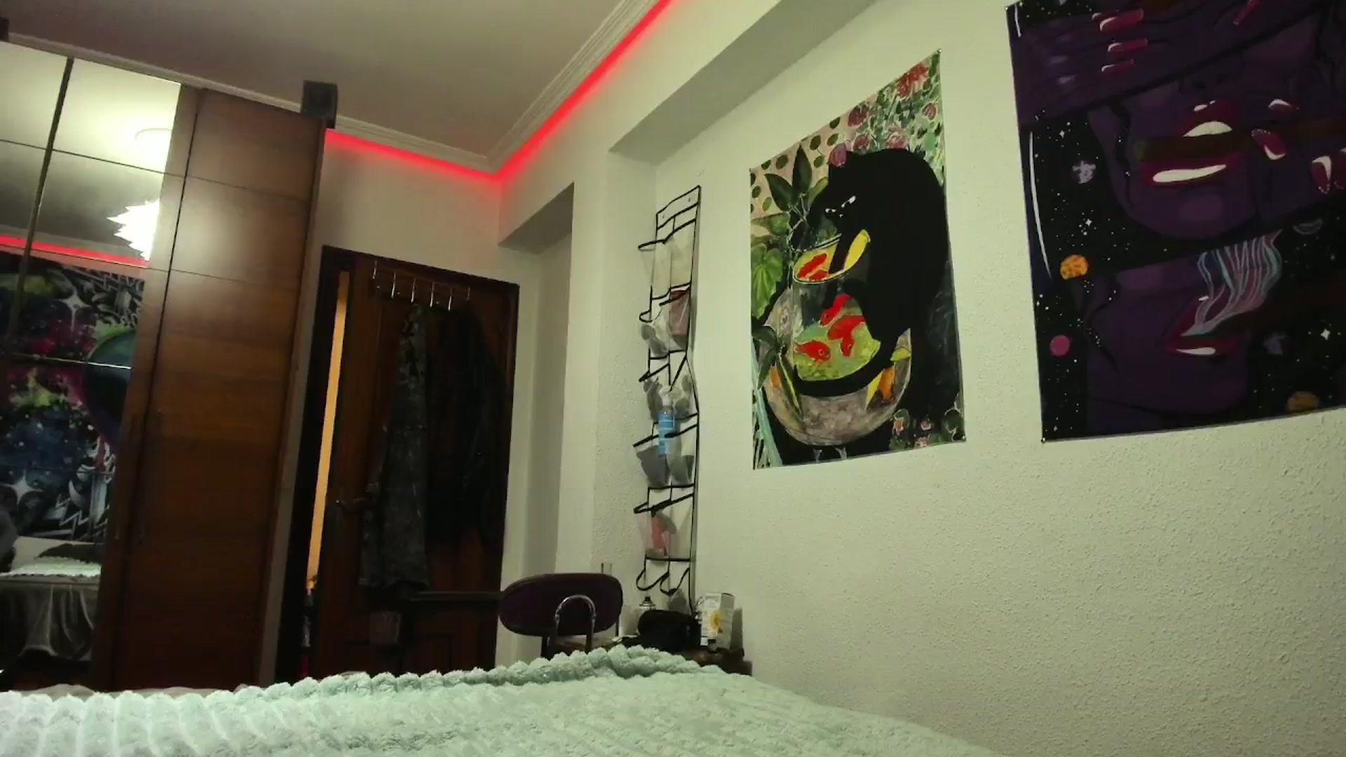 Gallery image thumbnail from Black_Aranya's myfreecams stream on, 03/15/2025, 12:32 image 9 of 20