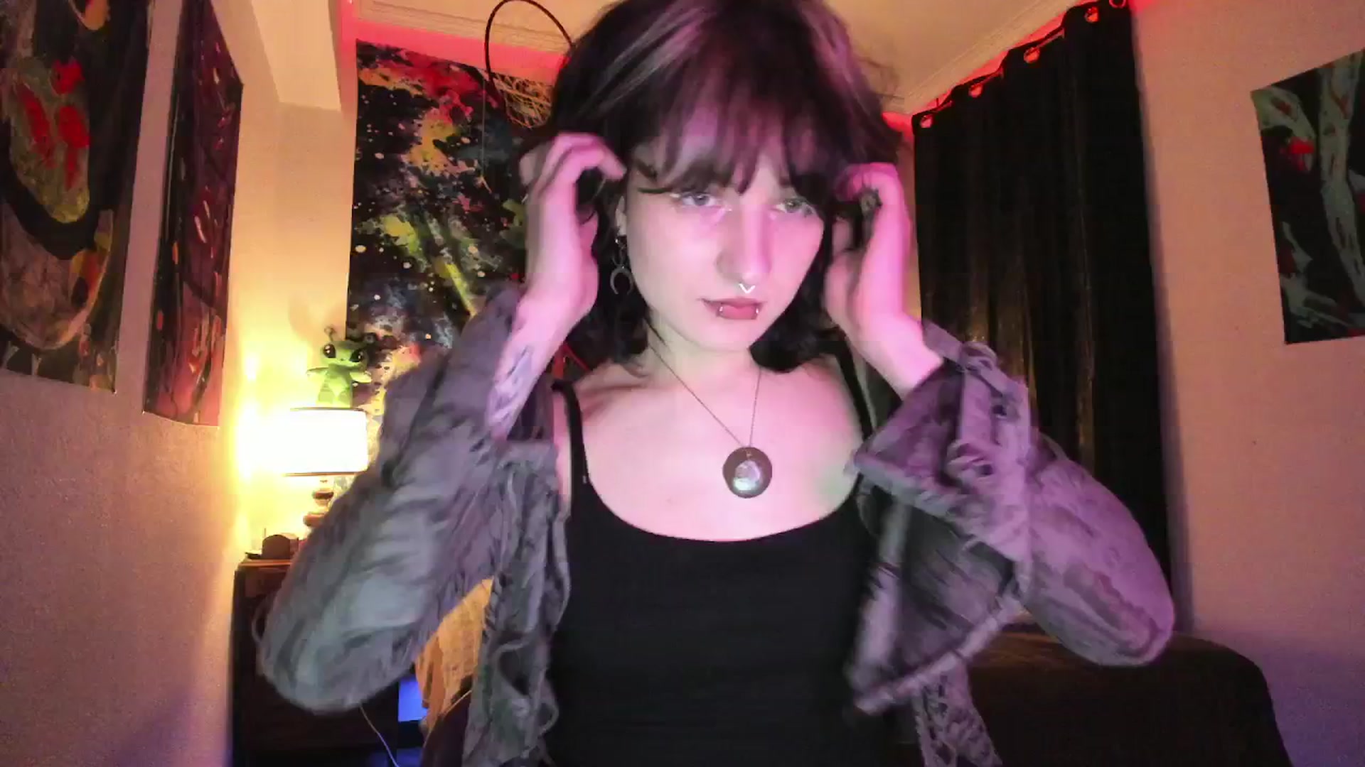 Gallery image thumbnail from Black_Aranya's myfreecams stream on, 03/18/2025, 21:38 image 15 of 20