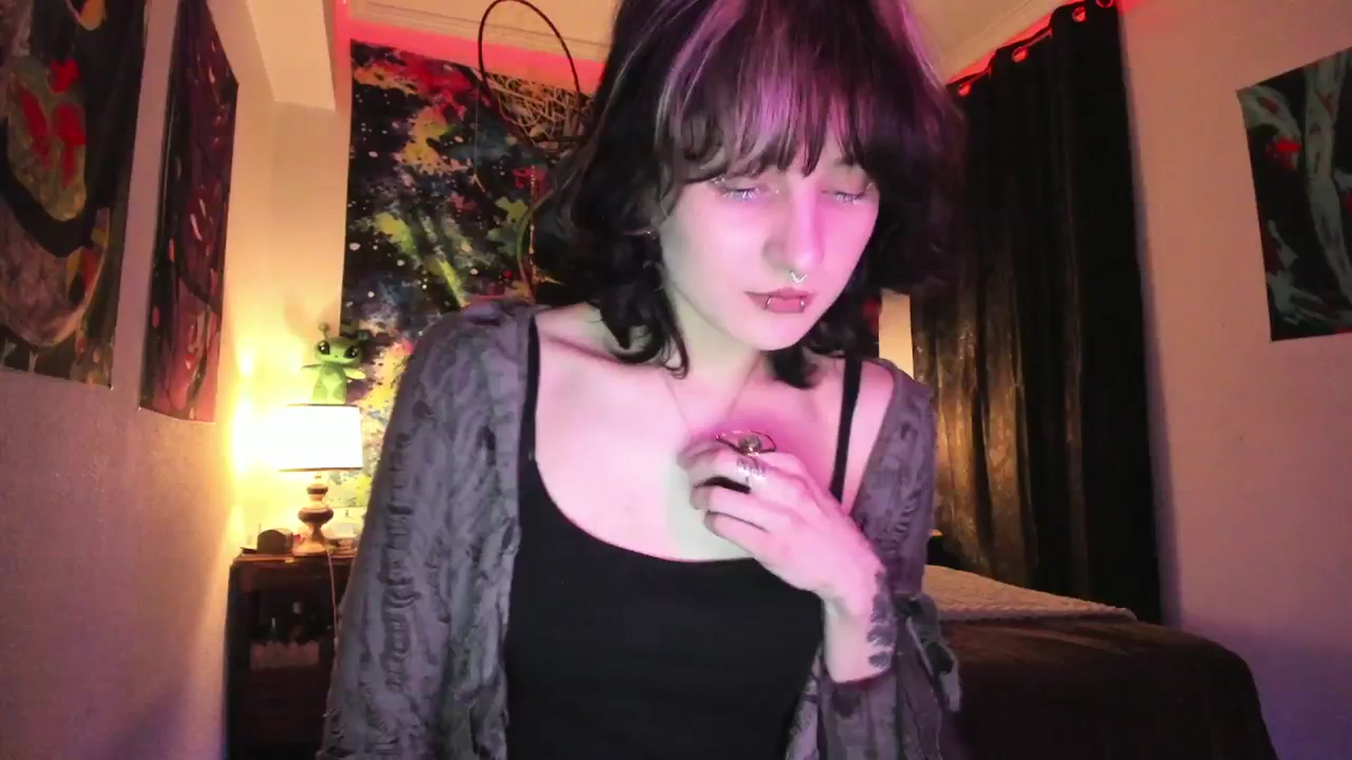 Gallery image thumbnail from Black_Aranya's myfreecams stream on, 03/18/2025, 21:38 image 14 of 20