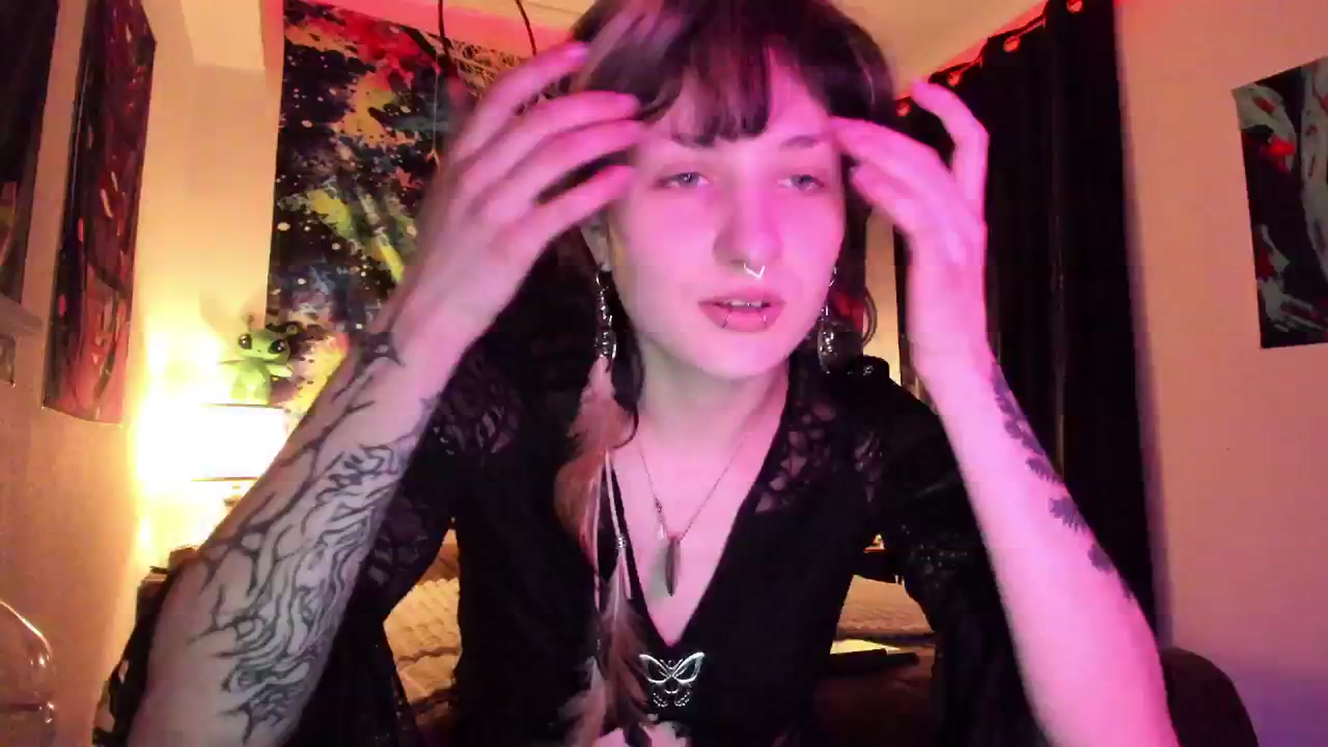 Gallery image thumbnail from Black_Aranya's myfreecams stream on, 03/21/2025, 21:34 image 8 of 20