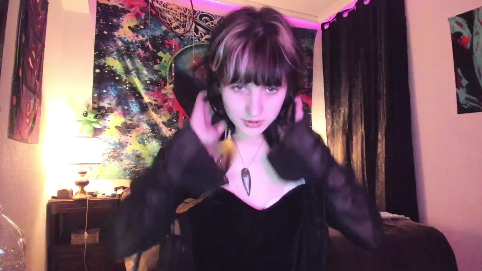 Gallery image thumbnail from Black_Aranya's myfreecams stream on, 03/22/2025, 19:01 image 18 of 20