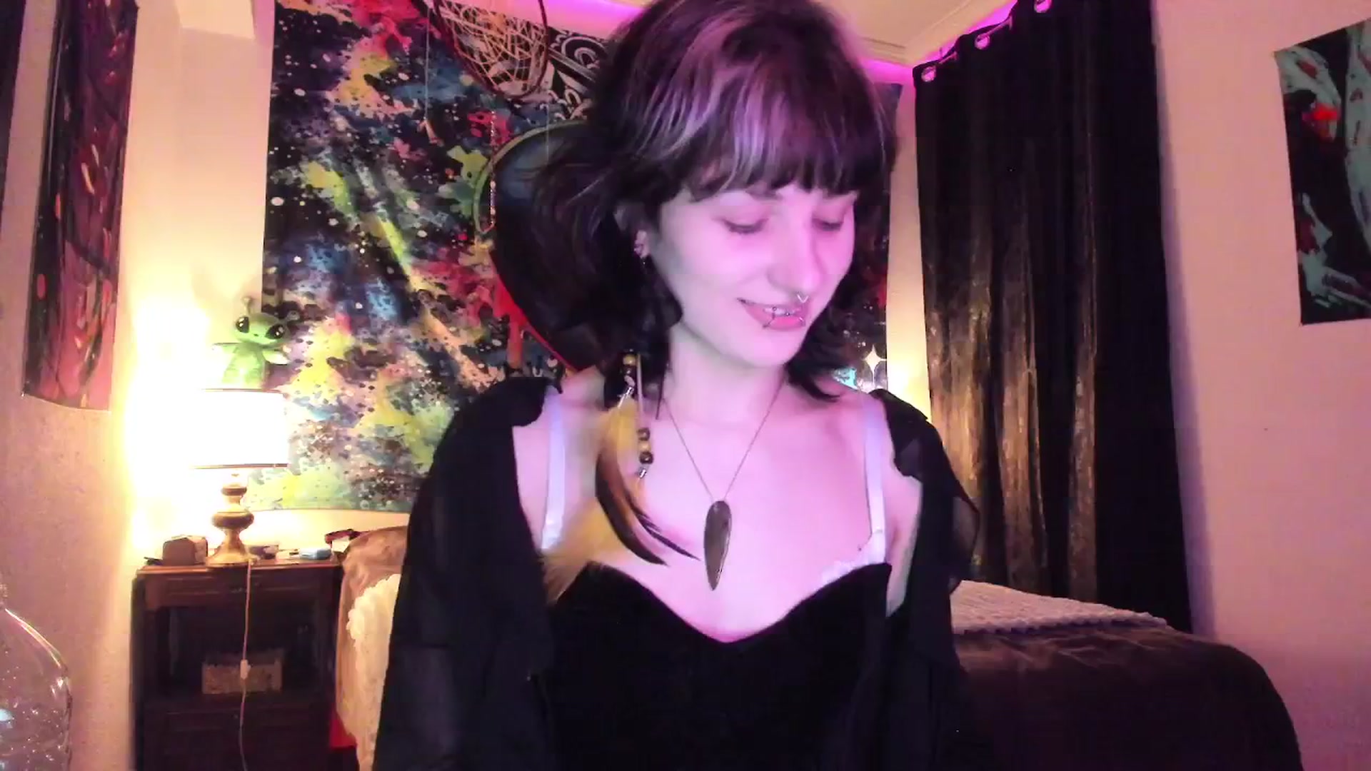Gallery image thumbnail from Black_Aranya's myfreecams stream on, 03/22/2025, 19:01 image 16 of 20