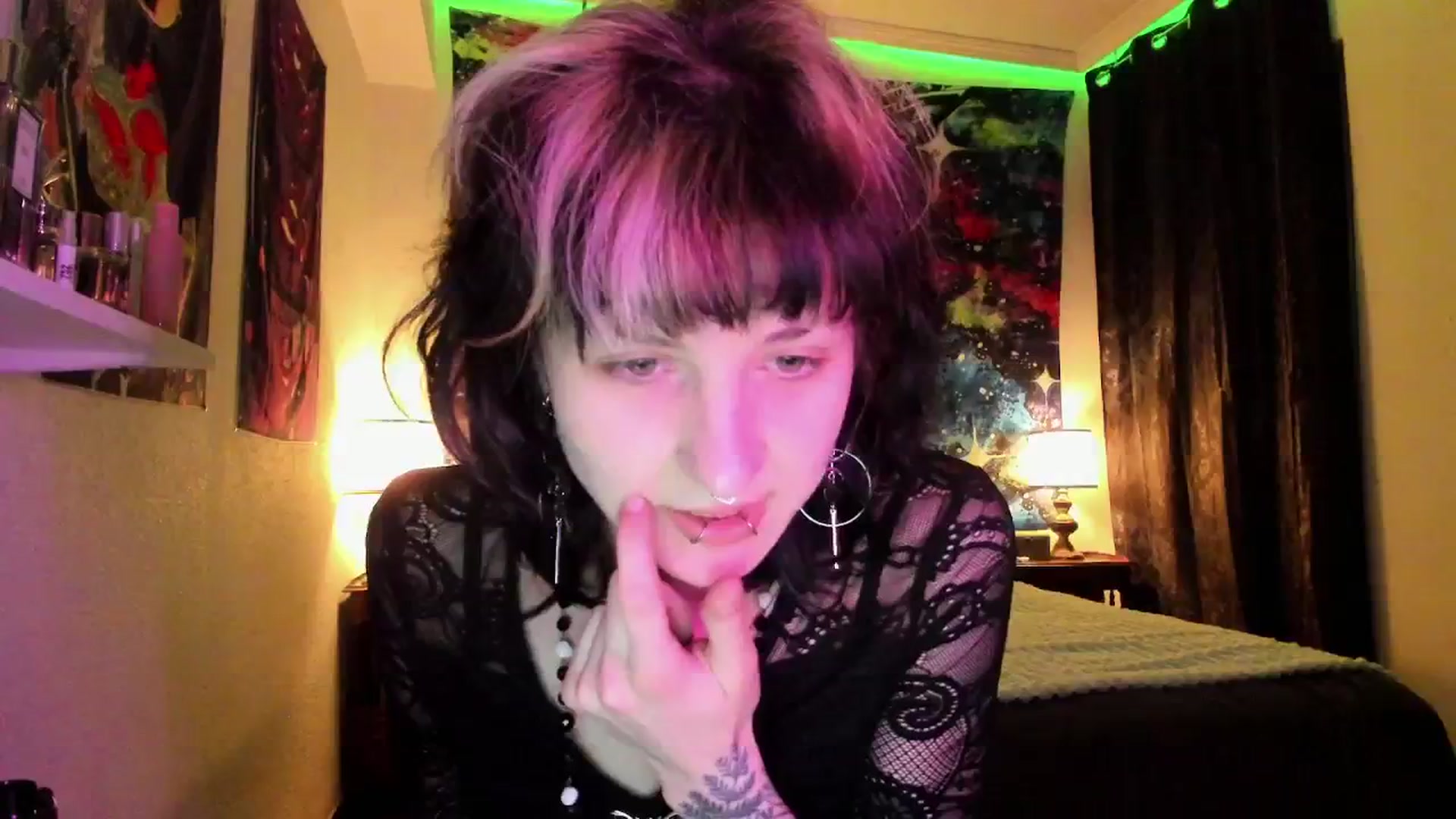 Gallery image thumbnail from Black_Aranya's myfreecams stream on, 03/27/2025, 19:24 image 14 of 20