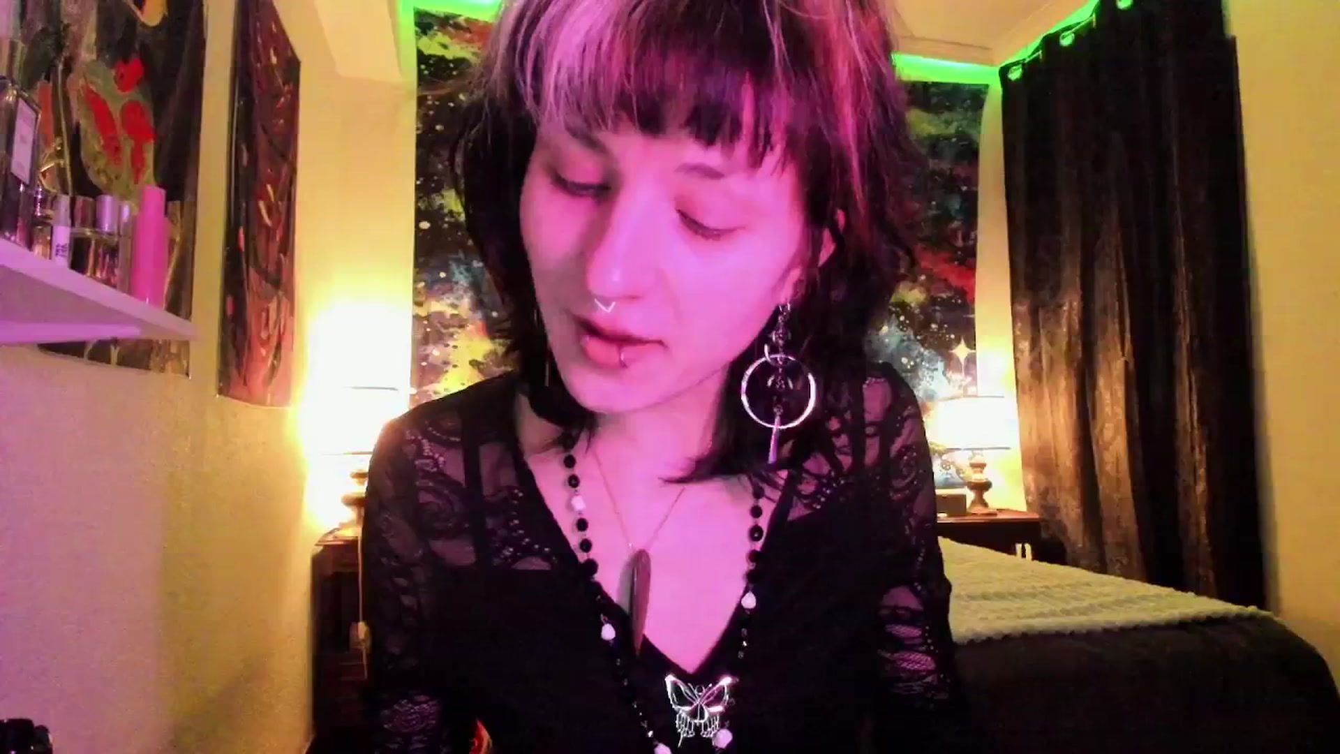 Gallery image thumbnail from Black_Aranya's myfreecams stream on, 03/27/2025, 19:24 image 12 of 20