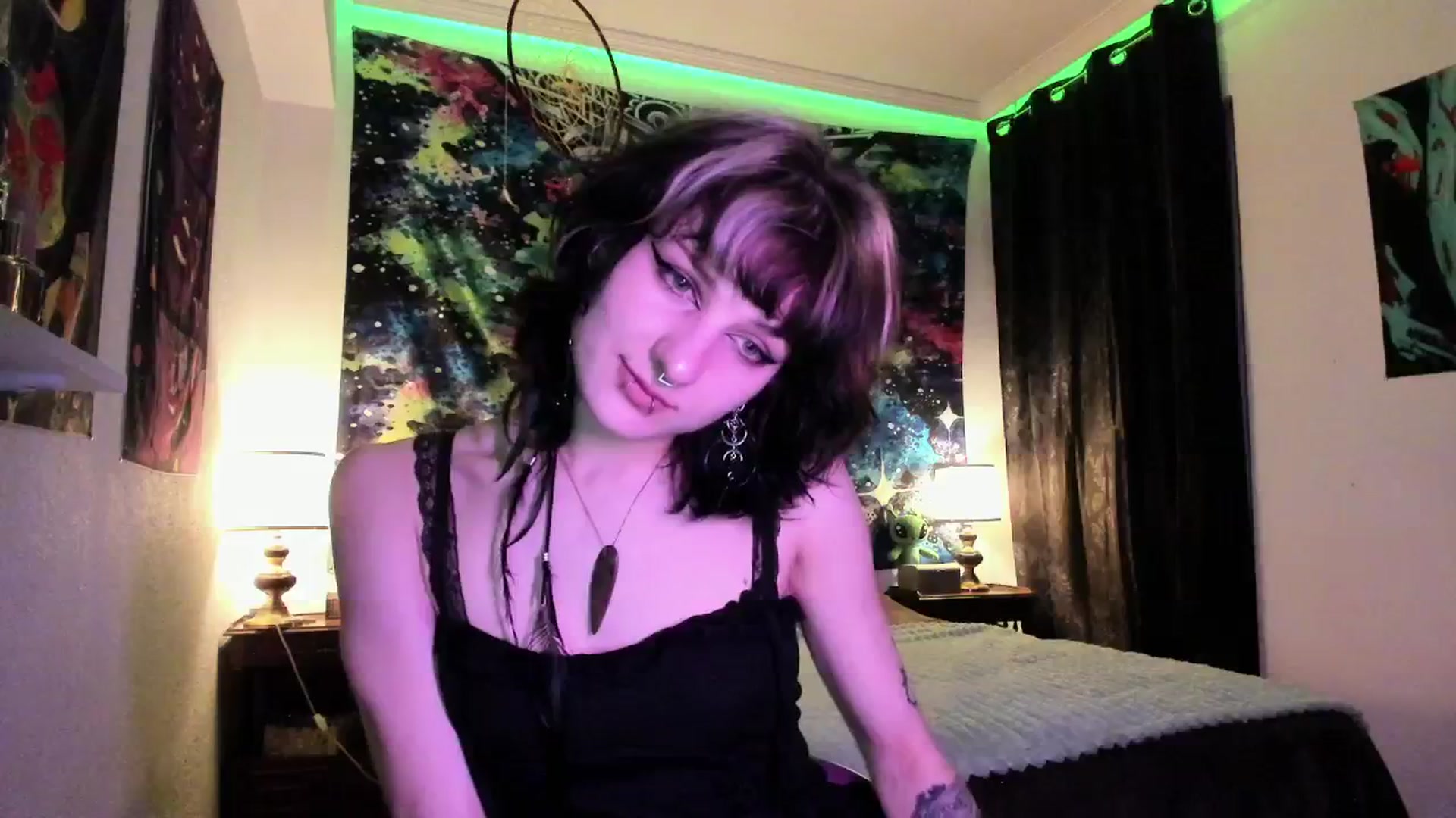 Gallery image thumbnail from Black_Aranya's myfreecams stream on, 03/28/2025, 21:32 image 13 of 20