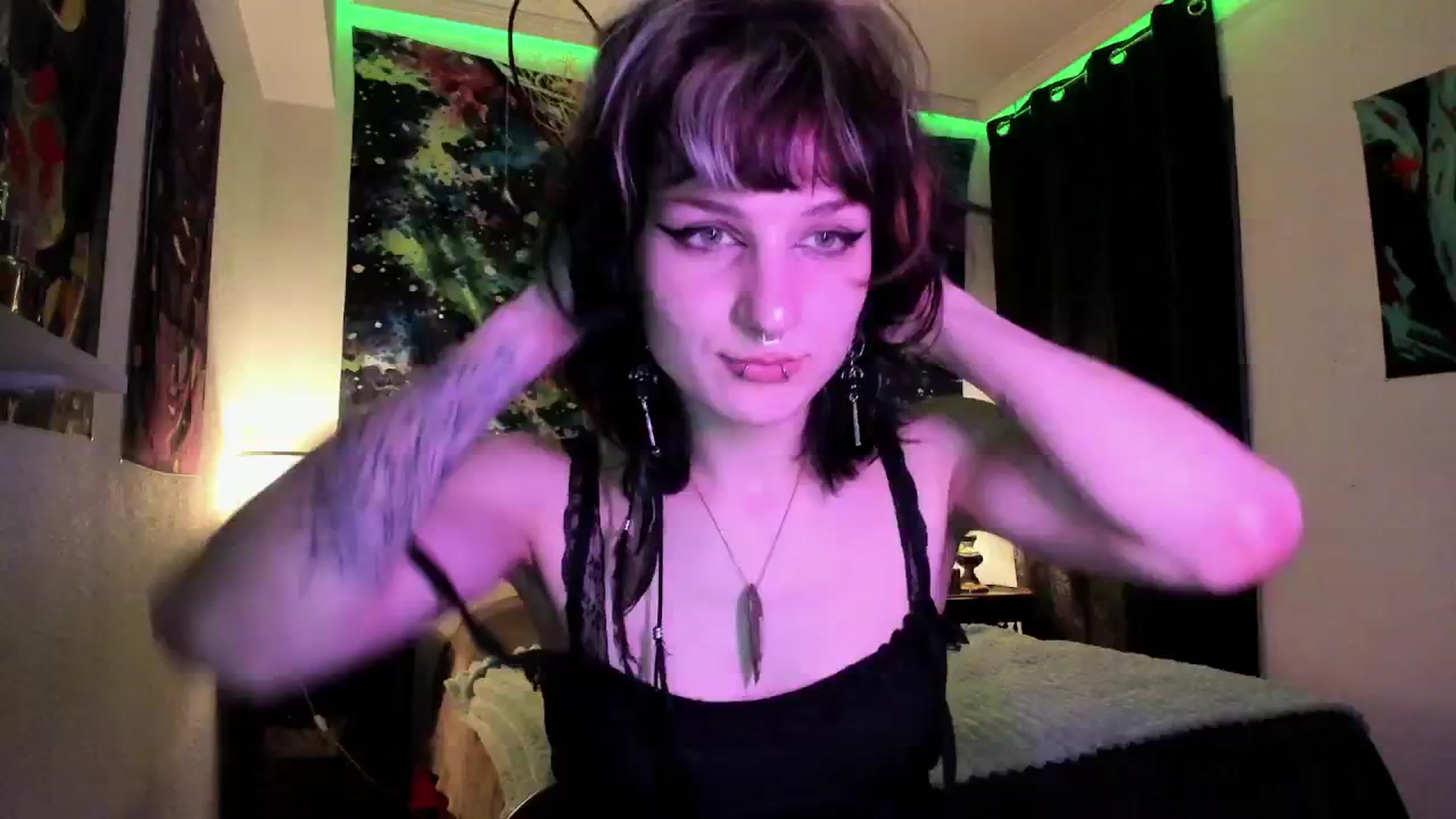Gallery image thumbnail from Black_Aranya's myfreecams stream on, 03/28/2025, 21:32 image 12 of 20