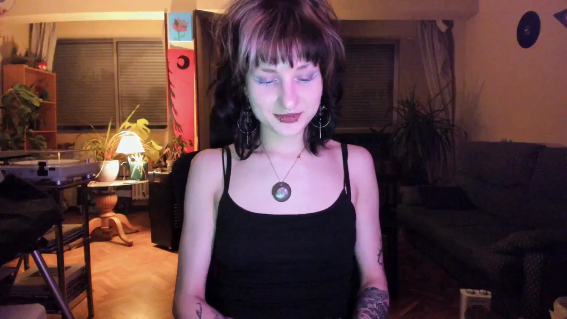 Gallery image thumbnail from Black_Aranya's myfreecams stream on, 03/31/2025, 19:32 image 15 of 20