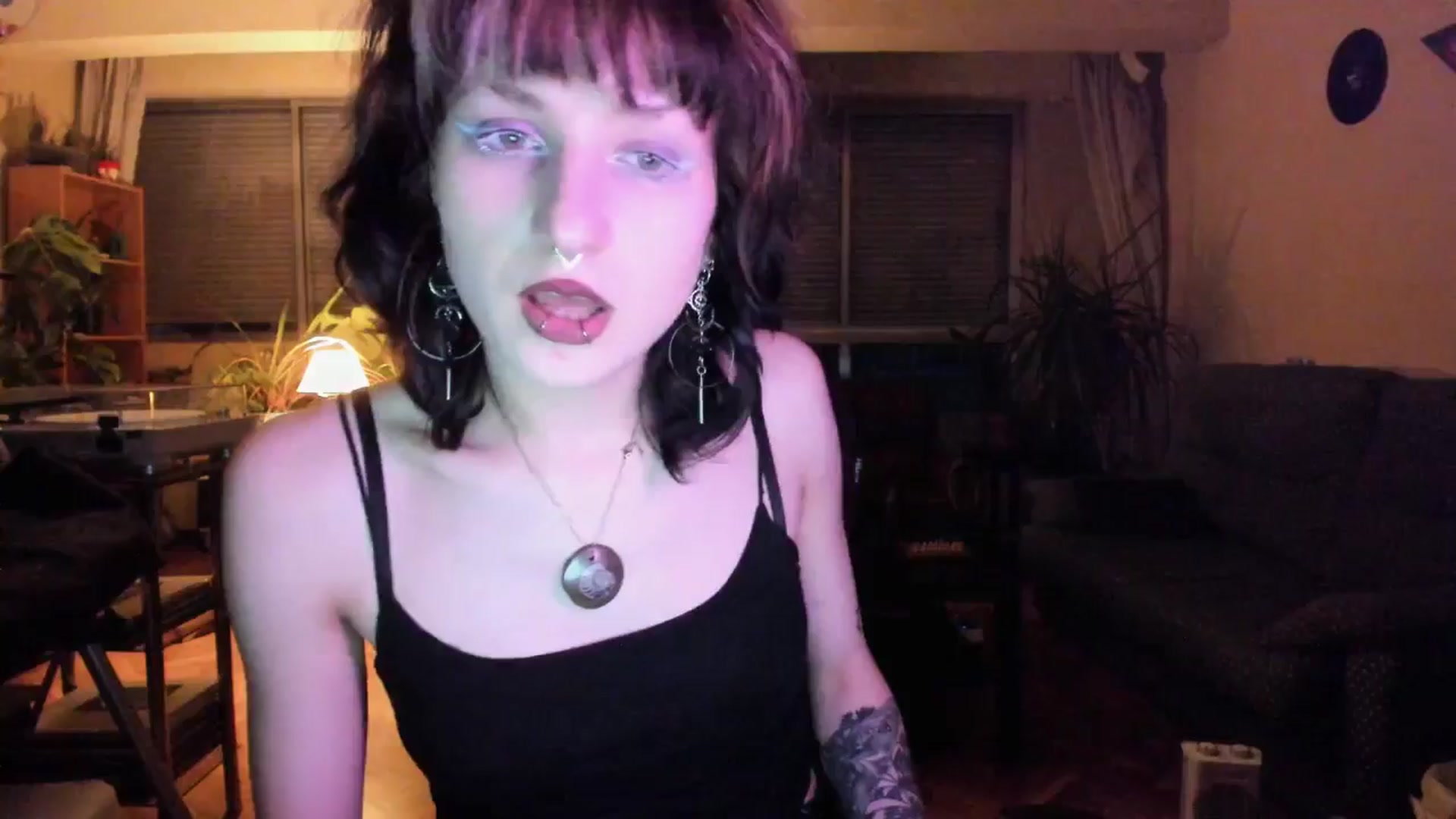 Gallery image thumbnail from Black_Aranya's myfreecams stream on, 03/31/2025, 19:32 image 10 of 20