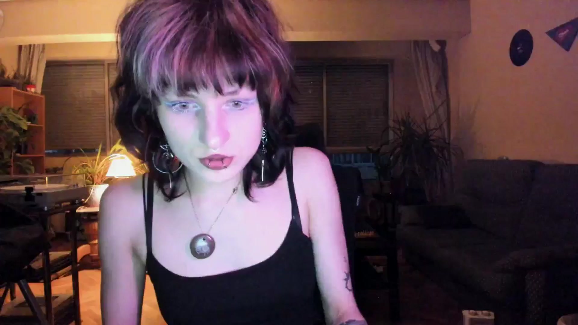 Gallery image thumbnail from Black_Aranya's myfreecams stream on, 03/31/2025, 19:32 image 1 of 20