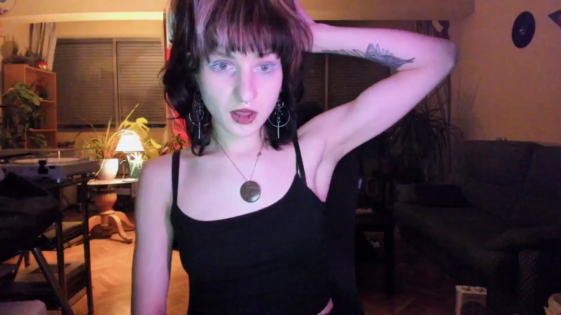 Gallery image thumbnail from Black_Aranya's myfreecams stream on, 03/31/2025, 19:32 image 12 of 20