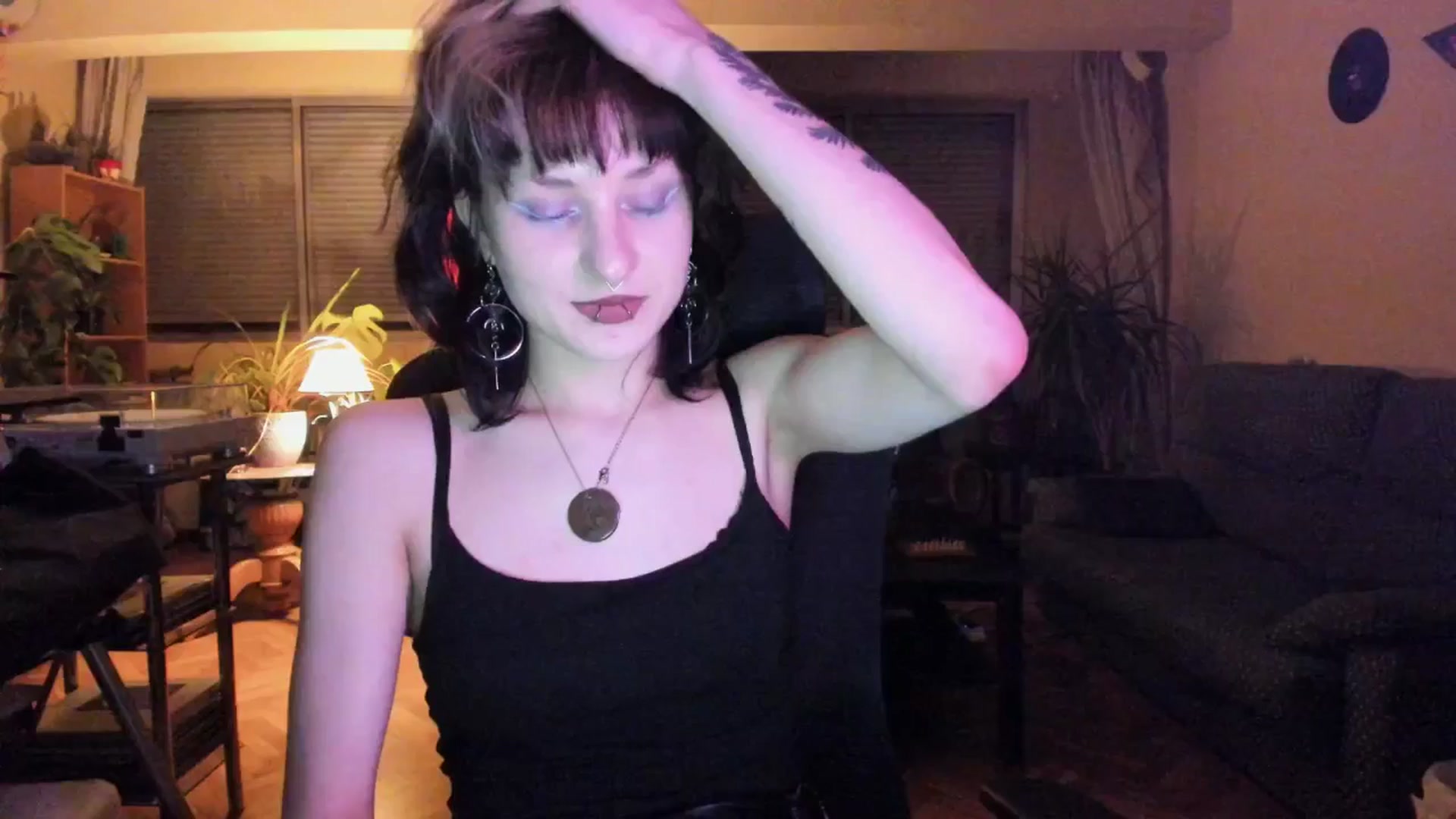 Gallery image thumbnail from Black_Aranya's myfreecams stream on, 03/31/2025, 20:44 image 15 of 20