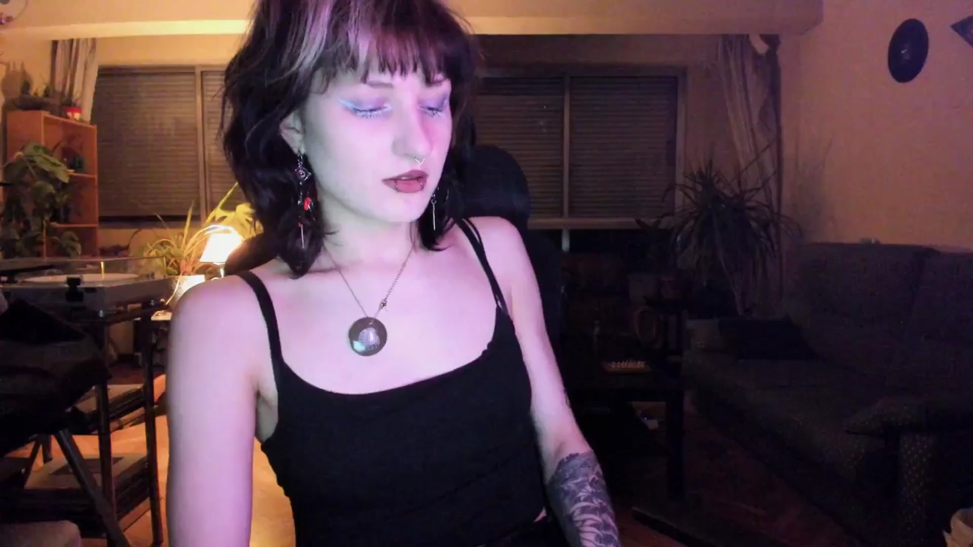 Gallery image thumbnail from Black_Aranya's myfreecams stream on, 03/31/2025, 20:44 image 11 of 20