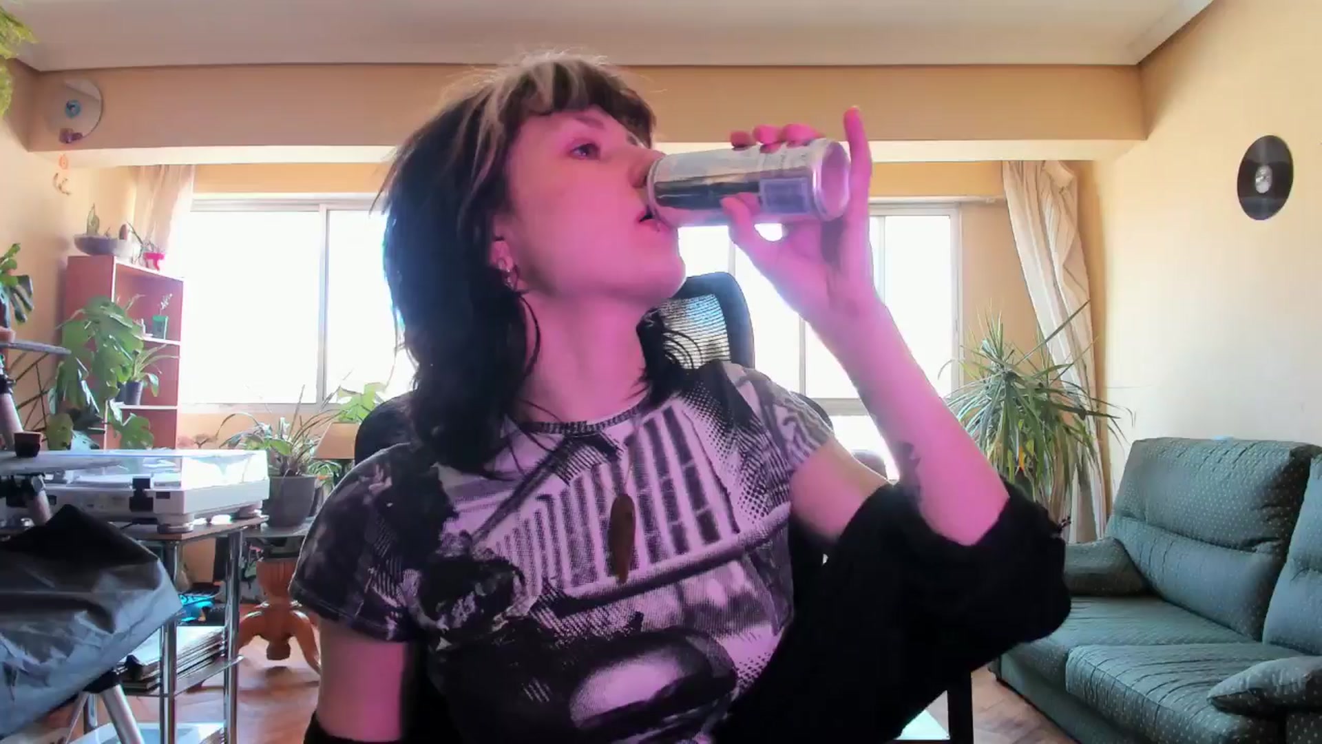 Gallery image thumbnail from Black_Aranya's myfreecams stream on, 04/01/2025, 17:11 image 5 of 20