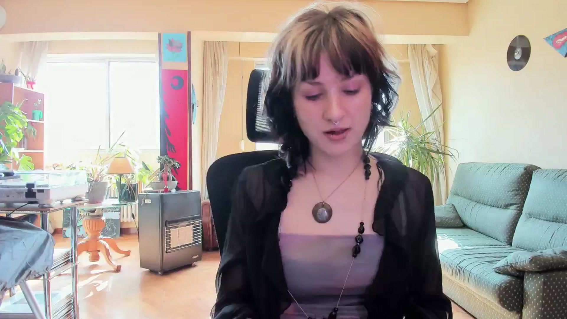 Gallery image thumbnail from Black_Aranya's myfreecams stream on, 04/04/2025, 10:03 image 10 of 20