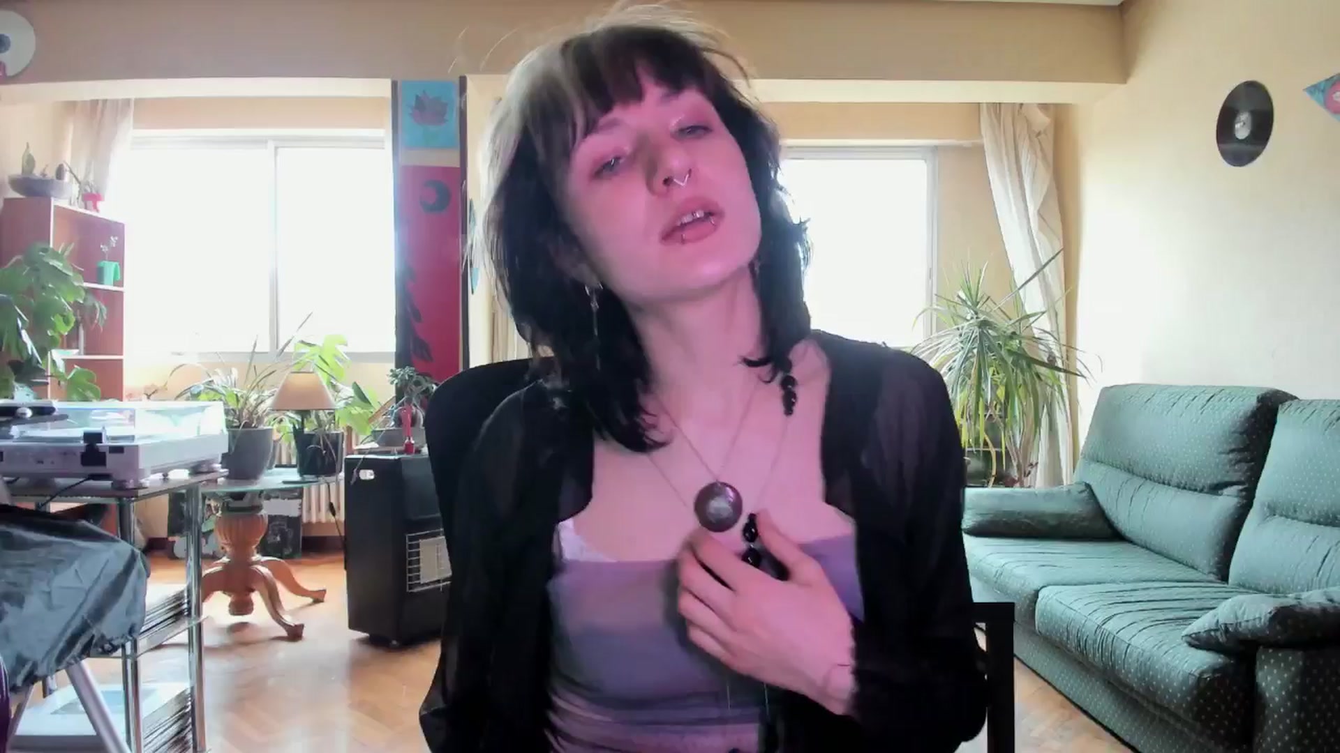 Gallery image thumbnail from Black_Aranya's myfreecams stream on, 04/04/2025, 11:37 image 13 of 20