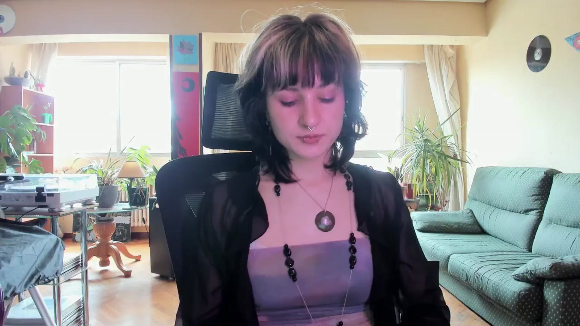 Gallery image thumbnail from Black_Aranya's myfreecams stream on, 04/04/2025, 11:37 image 10 of 20