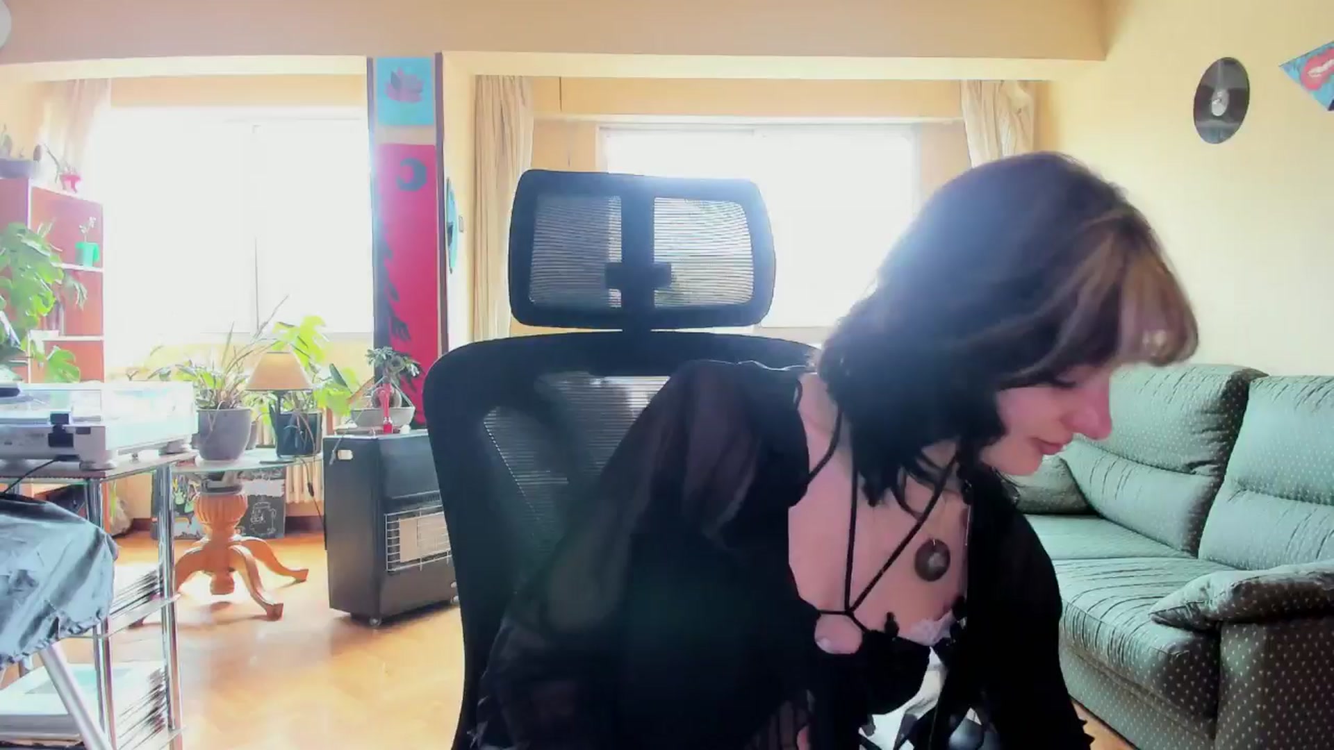 Gallery image thumbnail from Black_Aranya's myfreecams stream on, 04/05/2025, 11:35 image 11 of 20