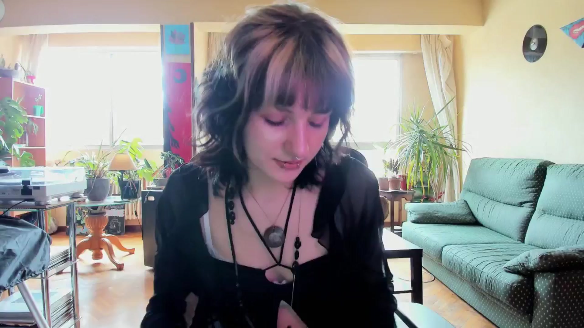 Gallery image thumbnail from Black_Aranya's myfreecams stream on, 04/05/2025, 11:35 image 18 of 20