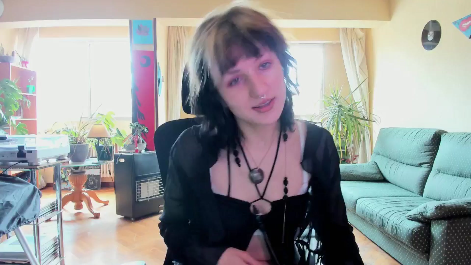 Gallery image thumbnail from Black_Aranya's myfreecams stream on, 04/05/2025, 11:35 image 17 of 20