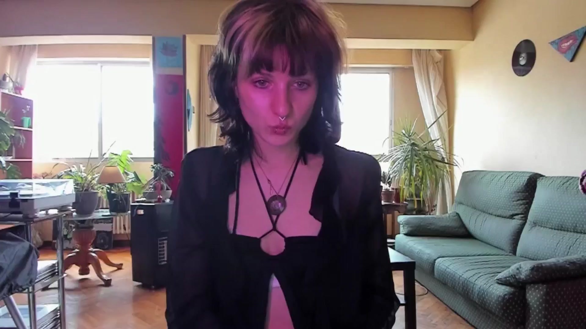 Gallery image thumbnail from Black_Aranya's myfreecams stream on, 04/05/2025, 14:54 image 17 of 20
